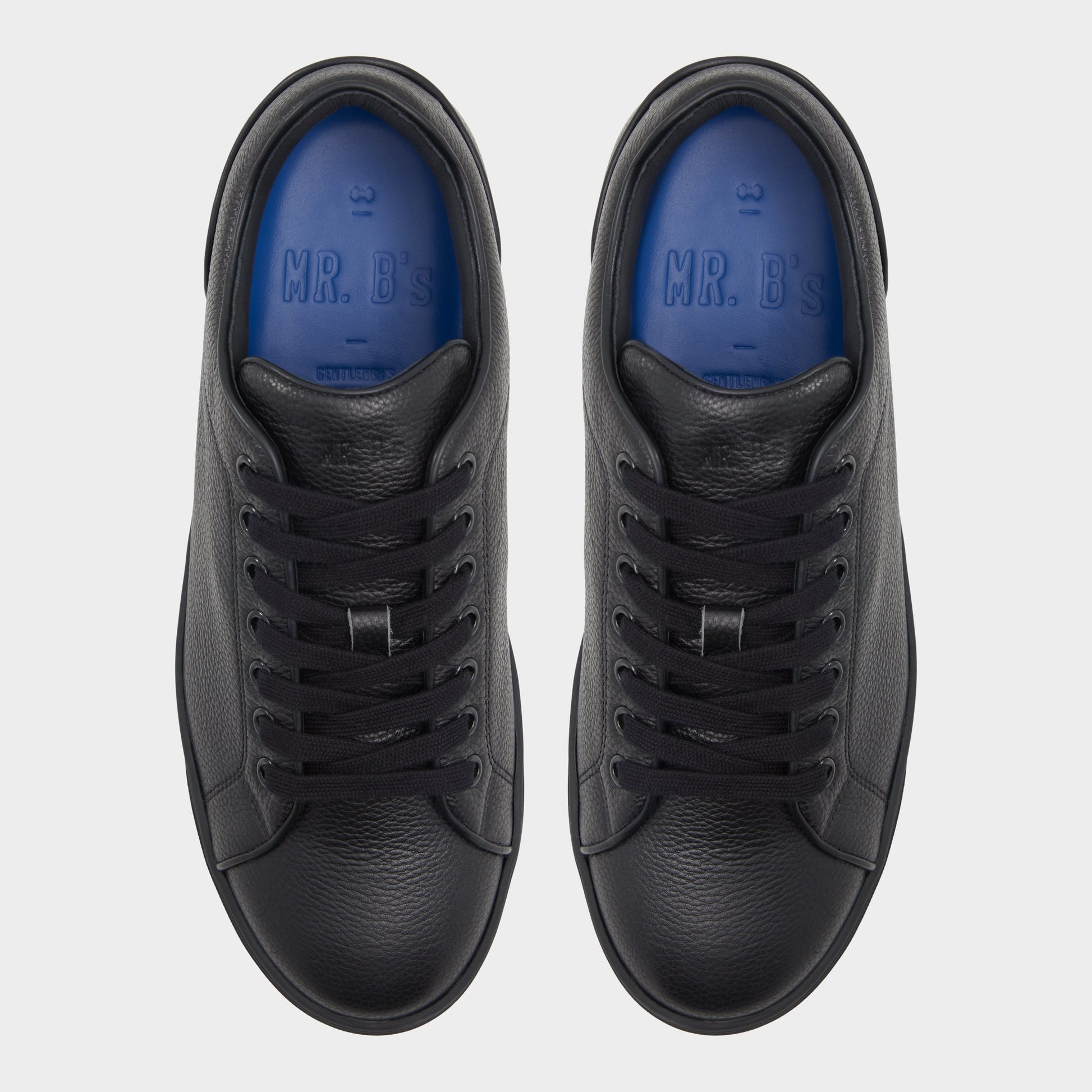 Top-down view of the Black Alastor Low top sneaker