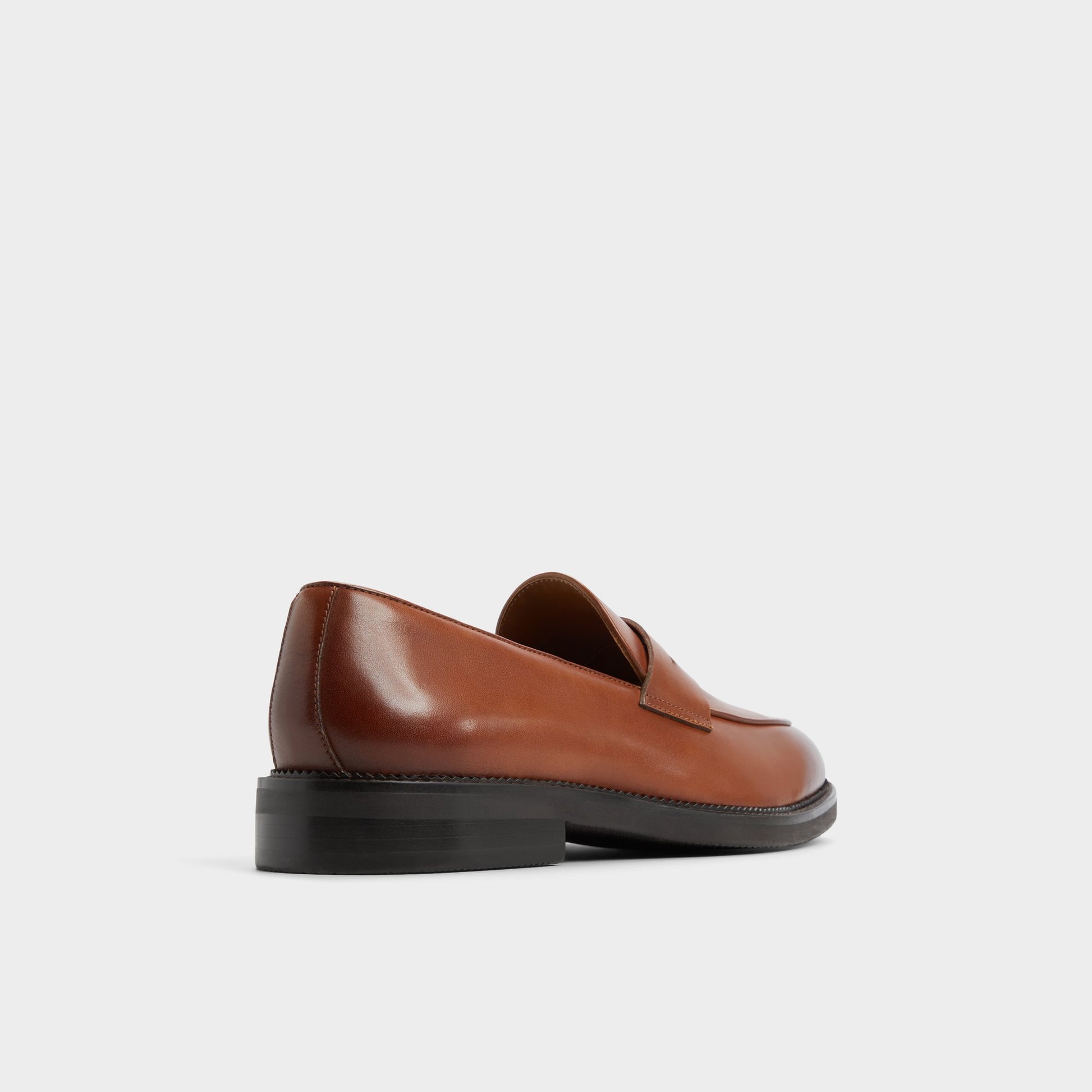 Three-quarter angle of Cognac Salinero Loafer's back side
