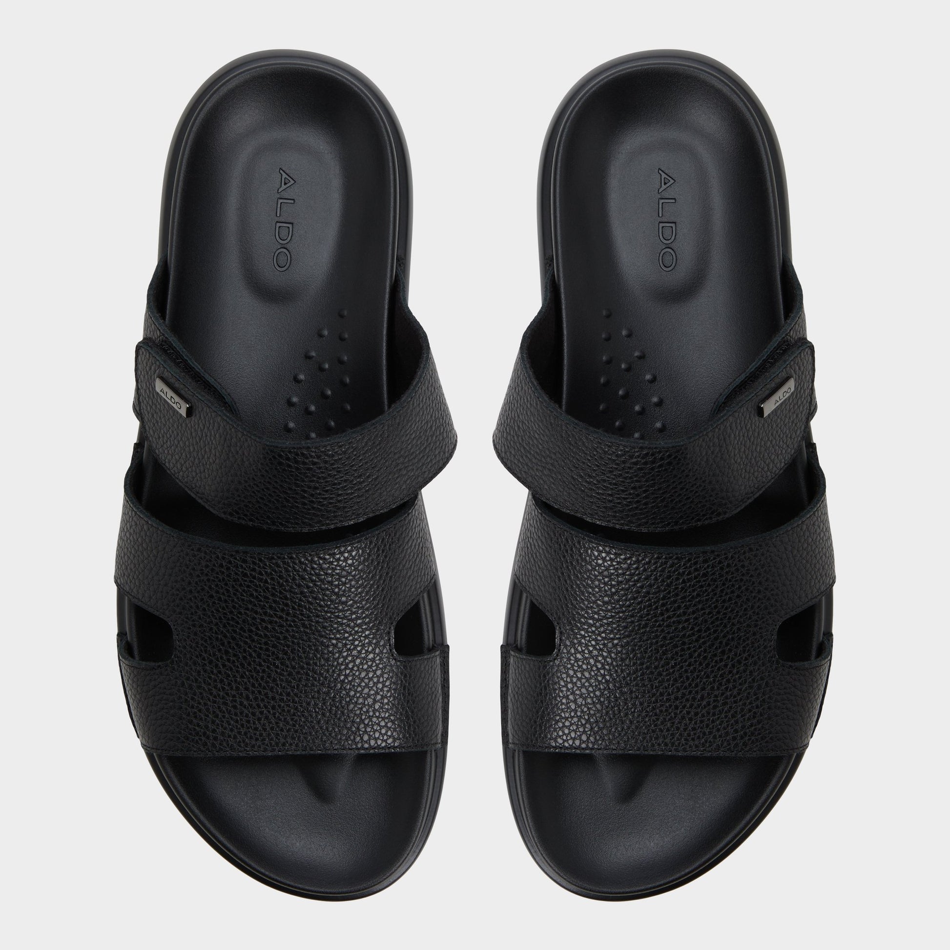 Top-down view of the Black Windham Slide sandal