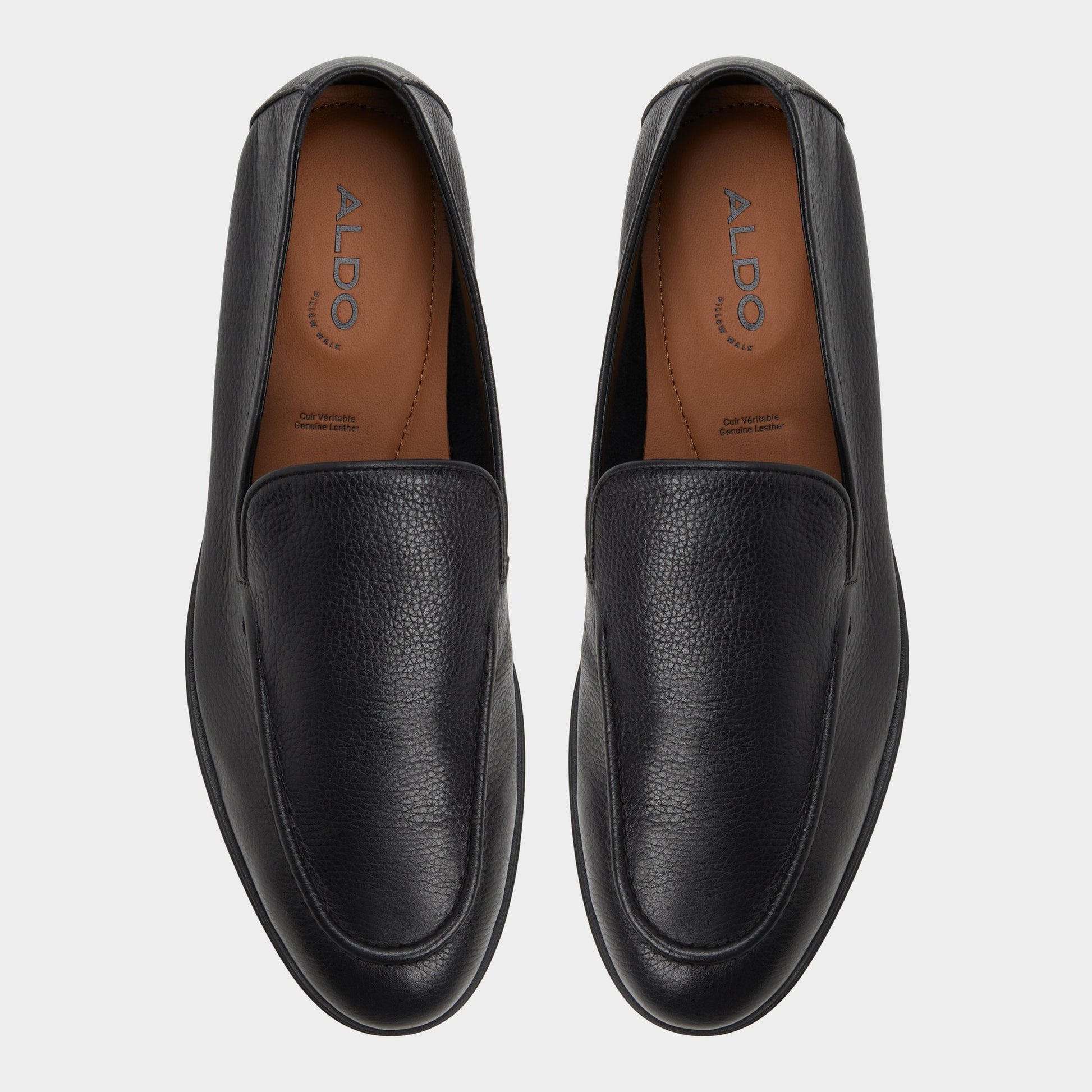 Top-down view of the Black Zaccary Loafer