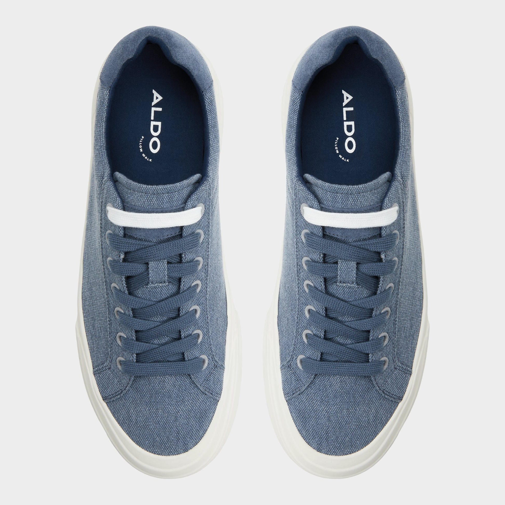 Top-down view of the Light Blue Wildside Low top sneaker