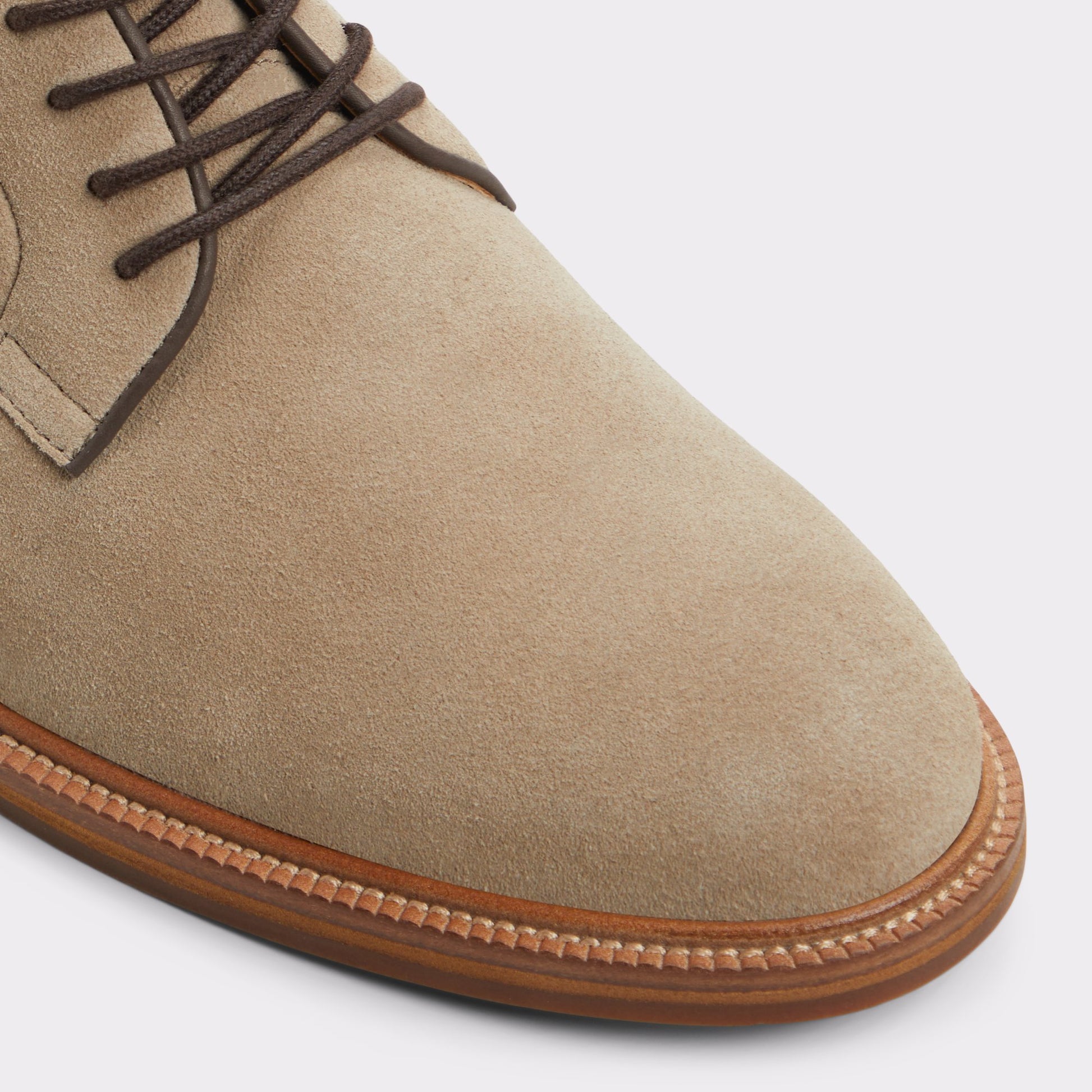 Close-up of the Taupe Croy Oxford shoe