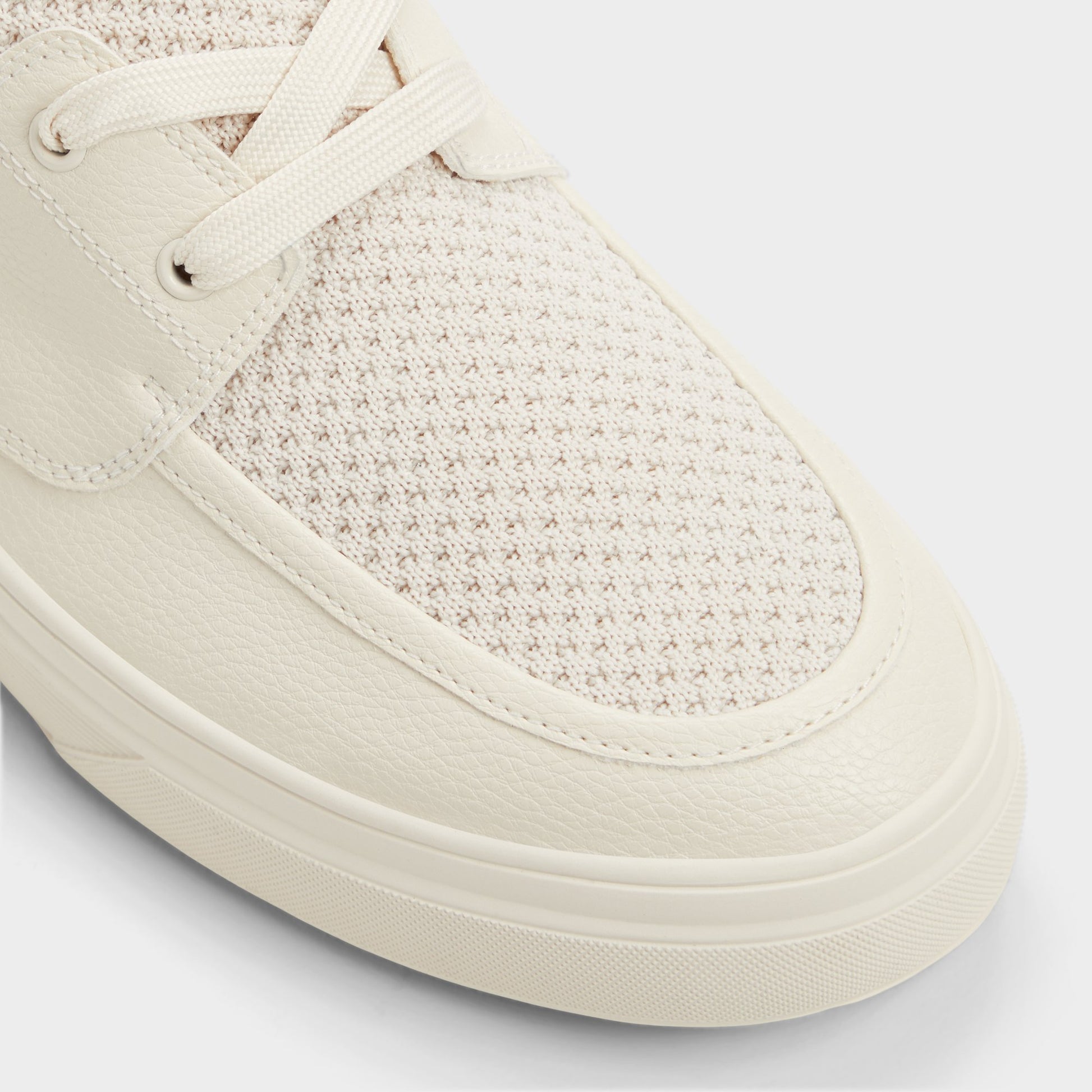 Close-up of the Beige Wildwave Boat shoe