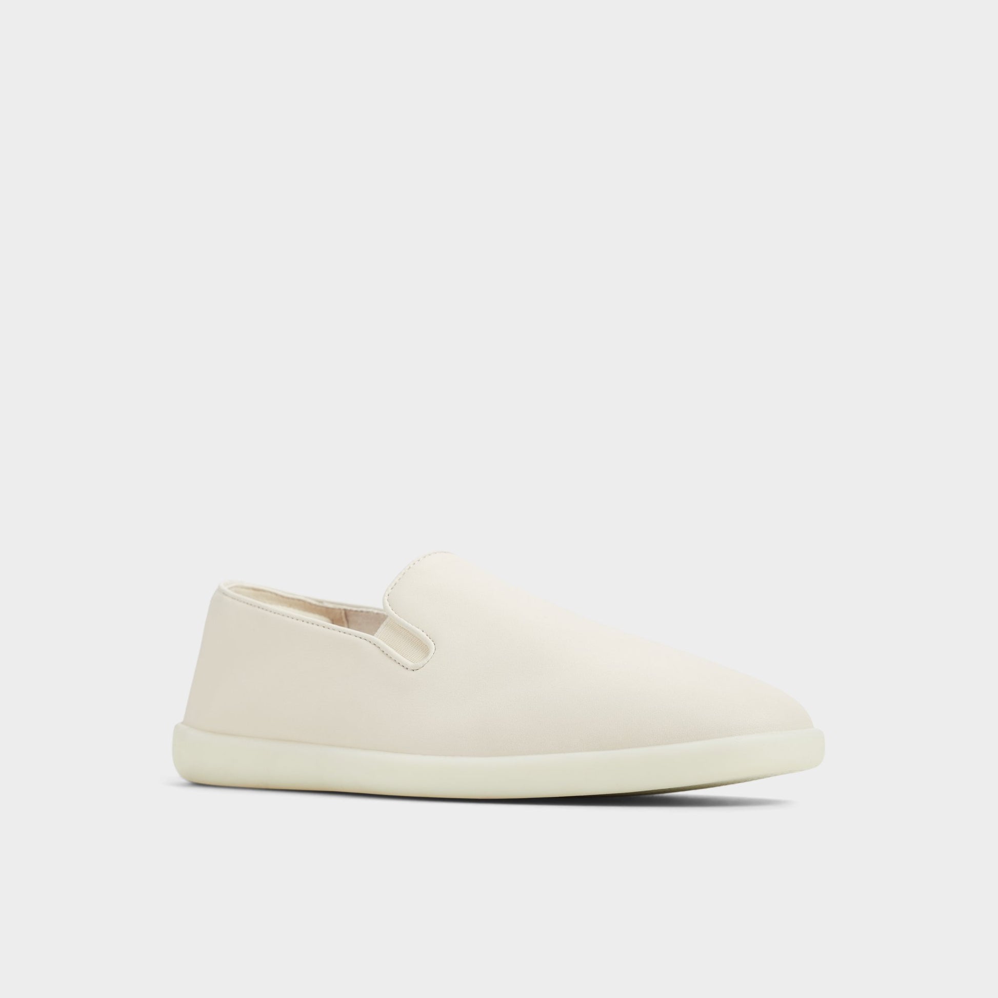 Three-quarter angle of Bone Seawind Loafer's front side