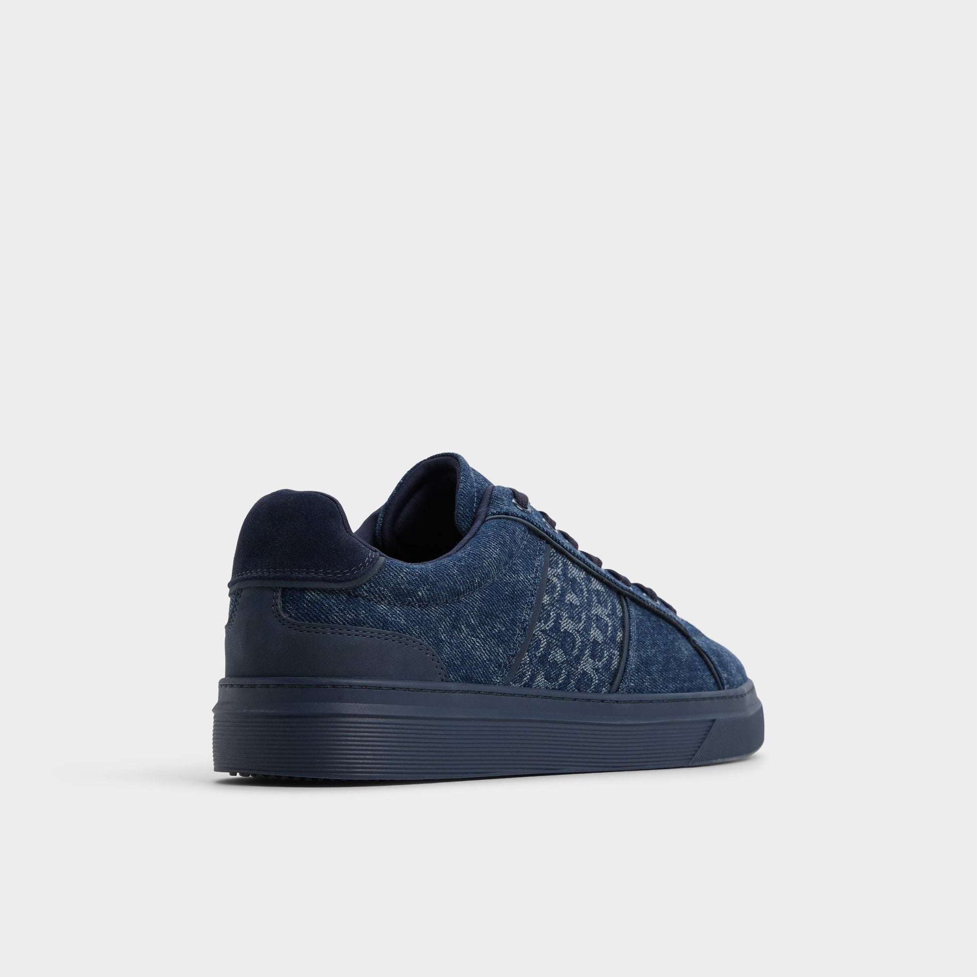 Three-quarter angle of Medium Blue Courtlinee Low top sneaker's back side