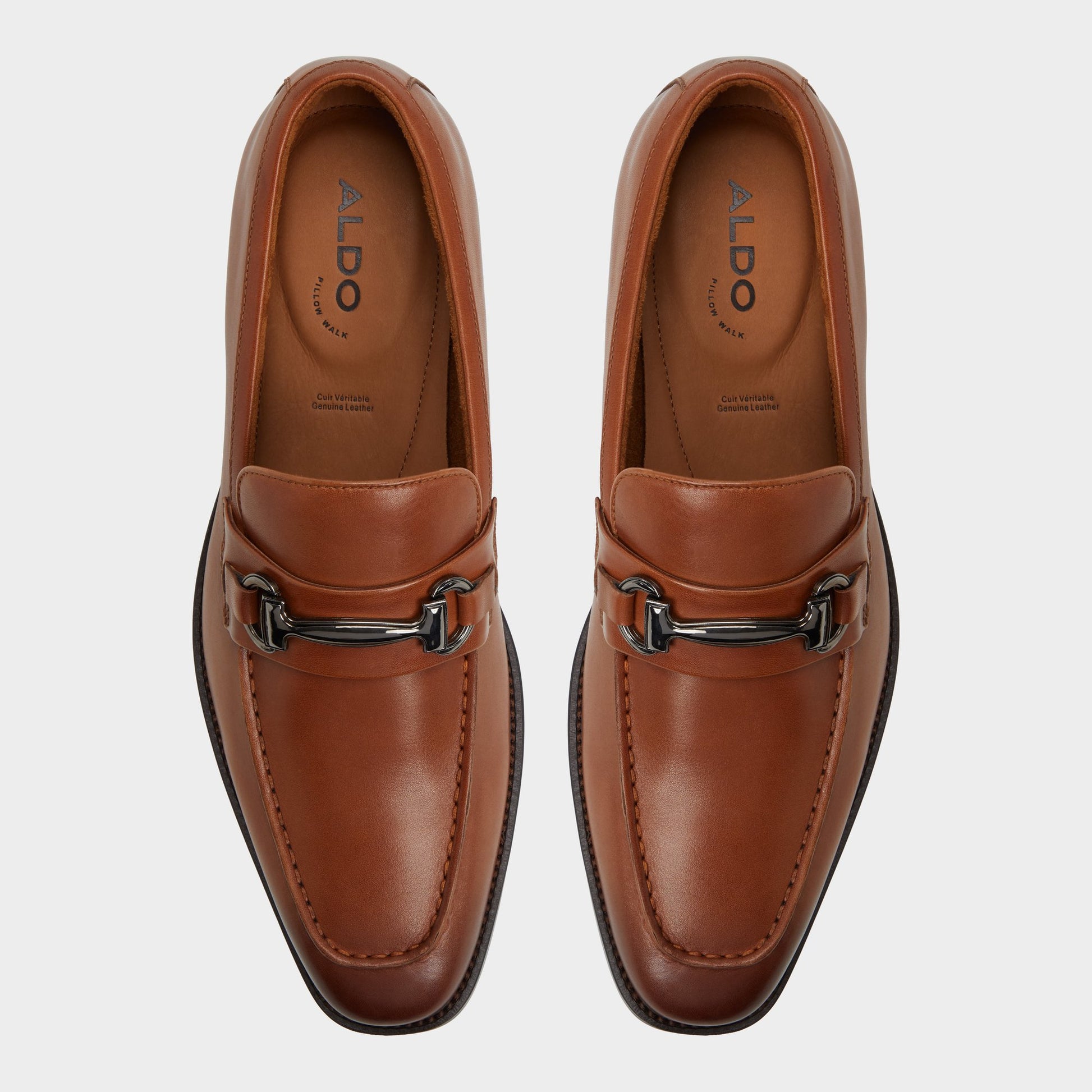 Top-down view of the Cognac Thado Loafer