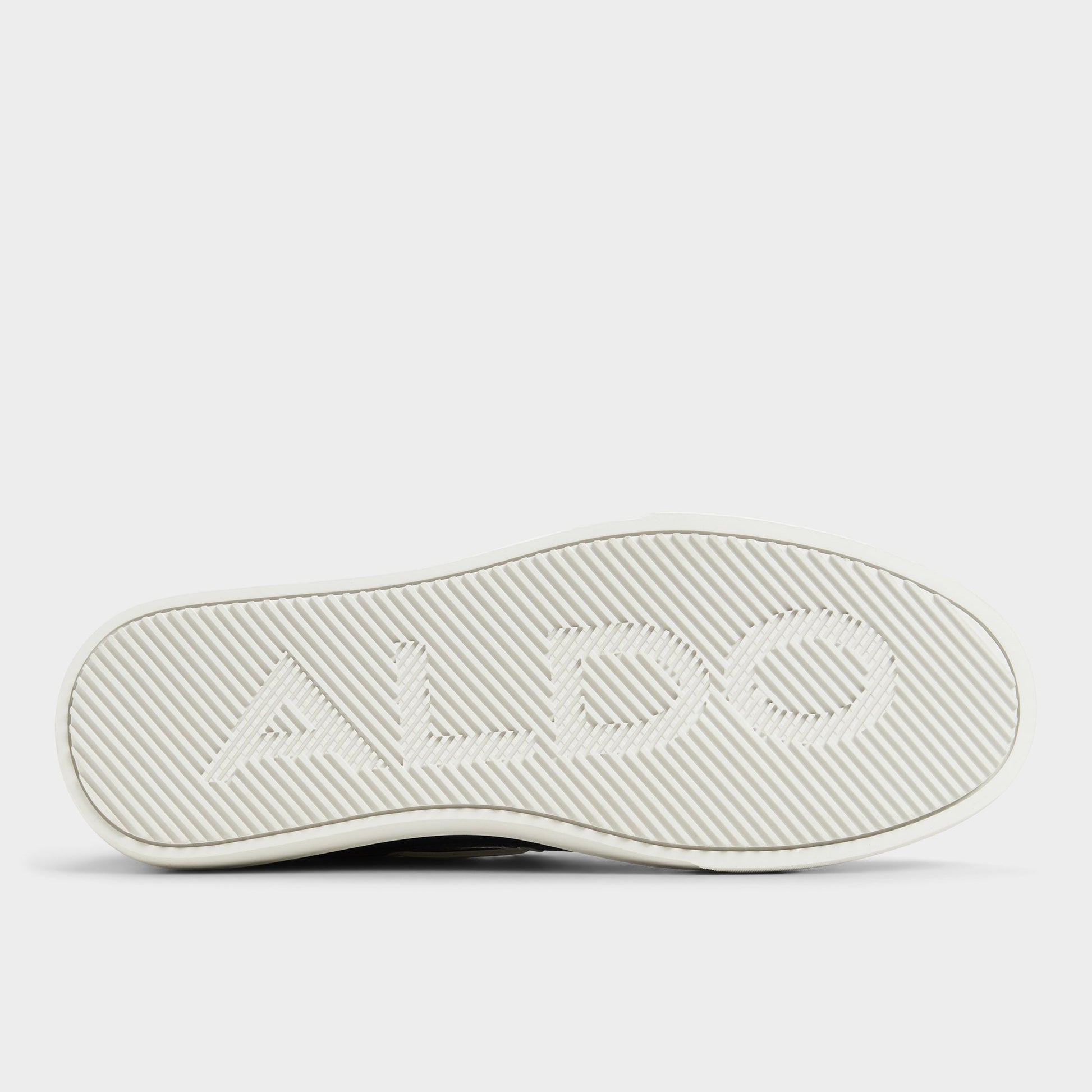 View of White/Navy Wildwave Boat shoe's sole