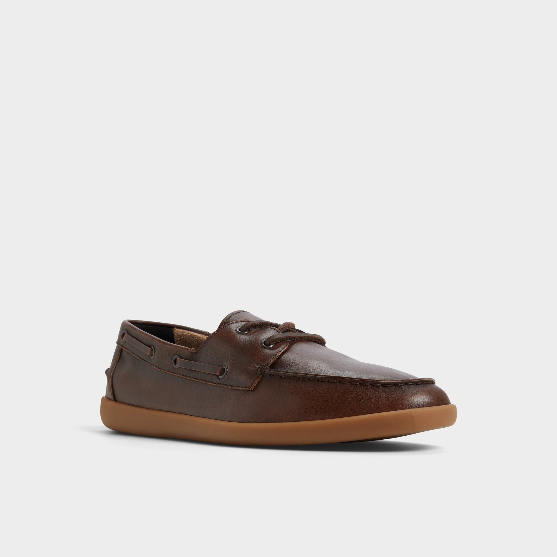 Three-quarter angle of Brown Portwind Boat shoe's front side