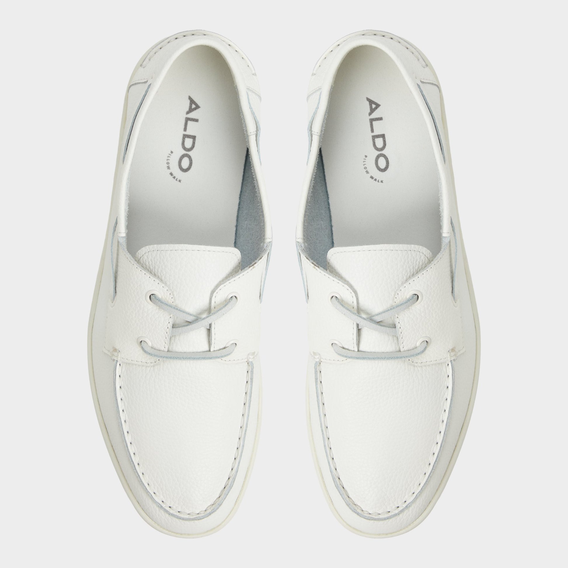 Top-down view of the Ecru Portwind Boat shoe