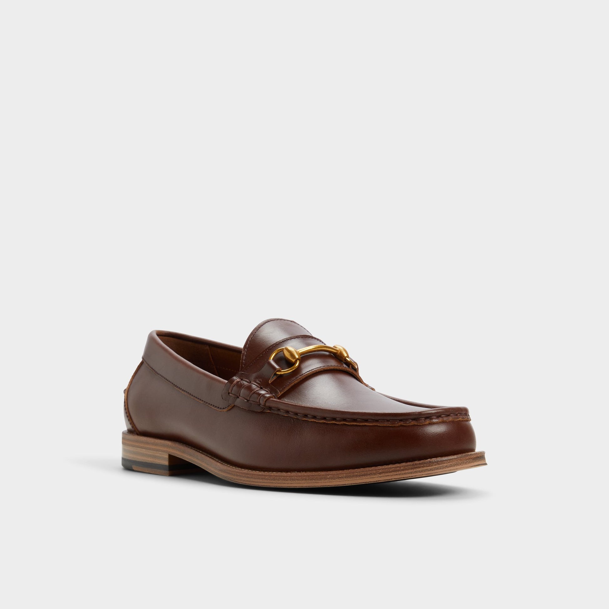 Three-quarter angle of Medium Brown Wildwoodd Loafer's front side