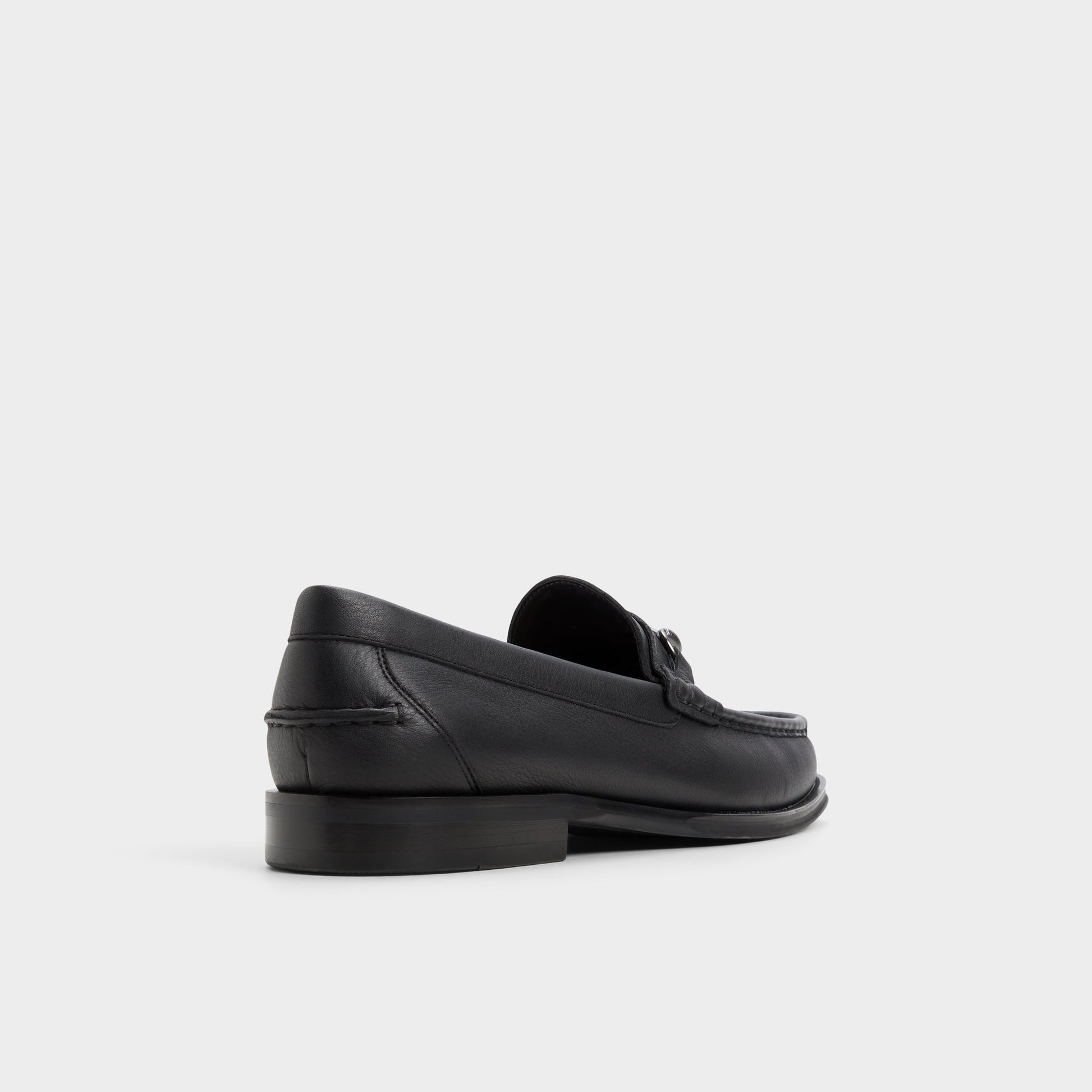 Three-quarter angle of Black Wildwoodd Loafer's back side