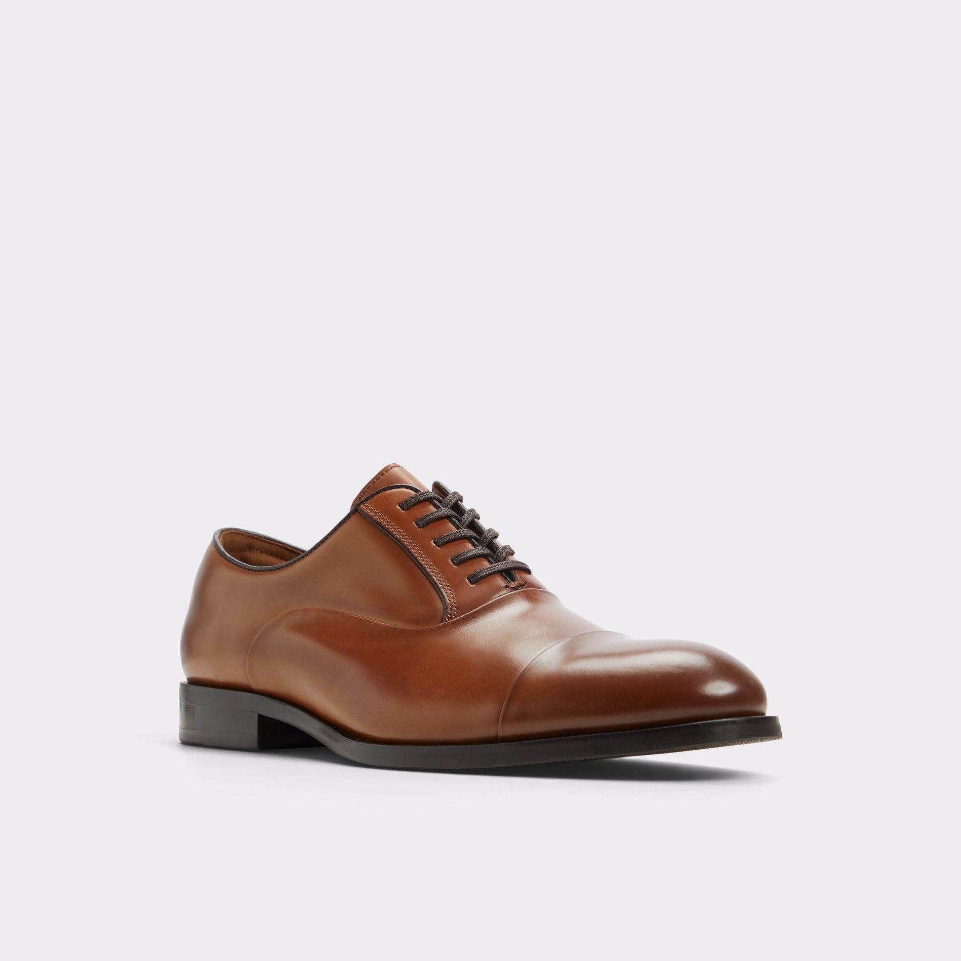 Three-quarter angle of Cognac Lazio Oxford shoe's front side