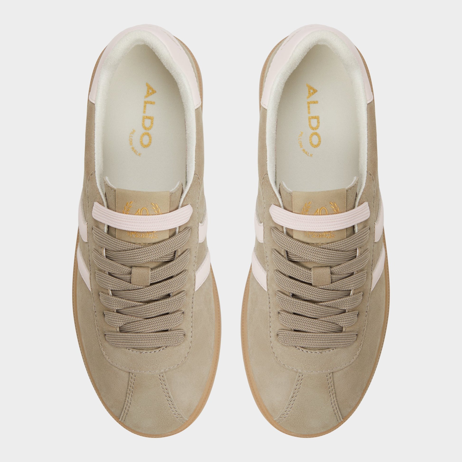 Top-down view of the Other Green Chicsneaker Low top sneaker
