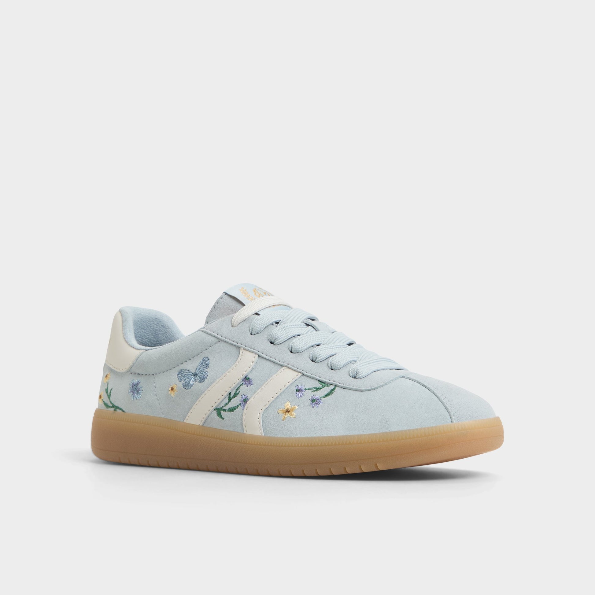 Three-quarter angle of Other Blue Chicsneaker Low top sneaker's front side