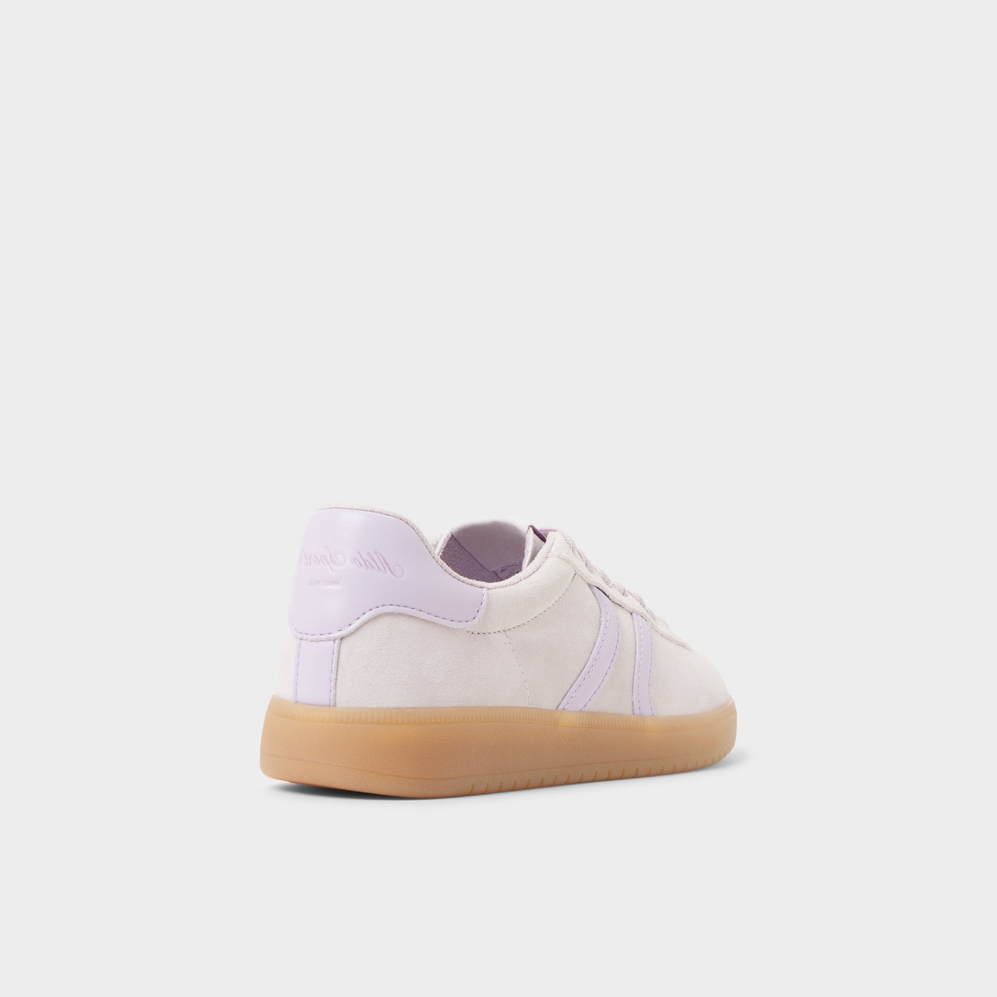 Three-quarter angle of Light Purple Chicsneaker Low top sneaker's back side