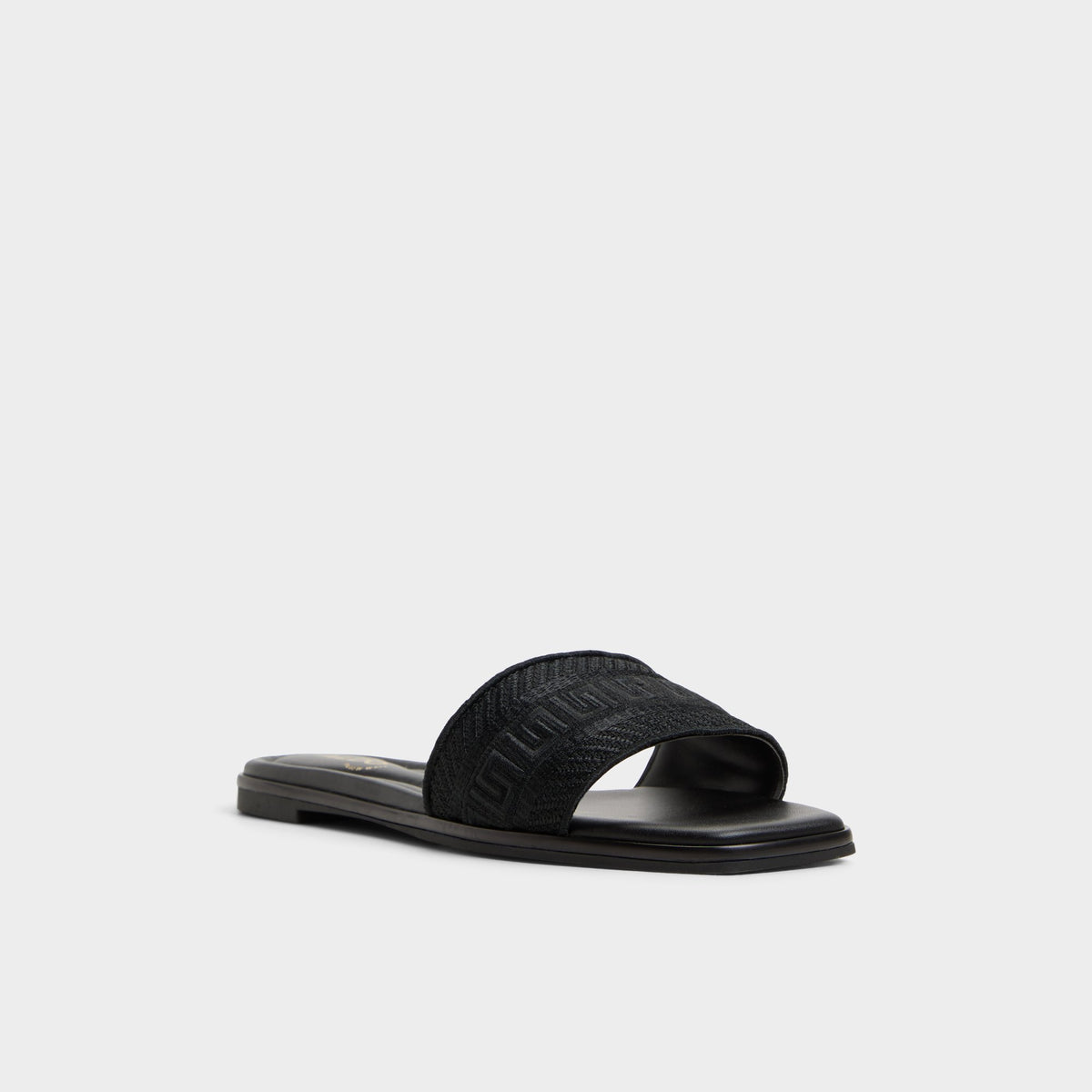 Three-quarter angle of Black Oceania-xt Slide sandal's front side