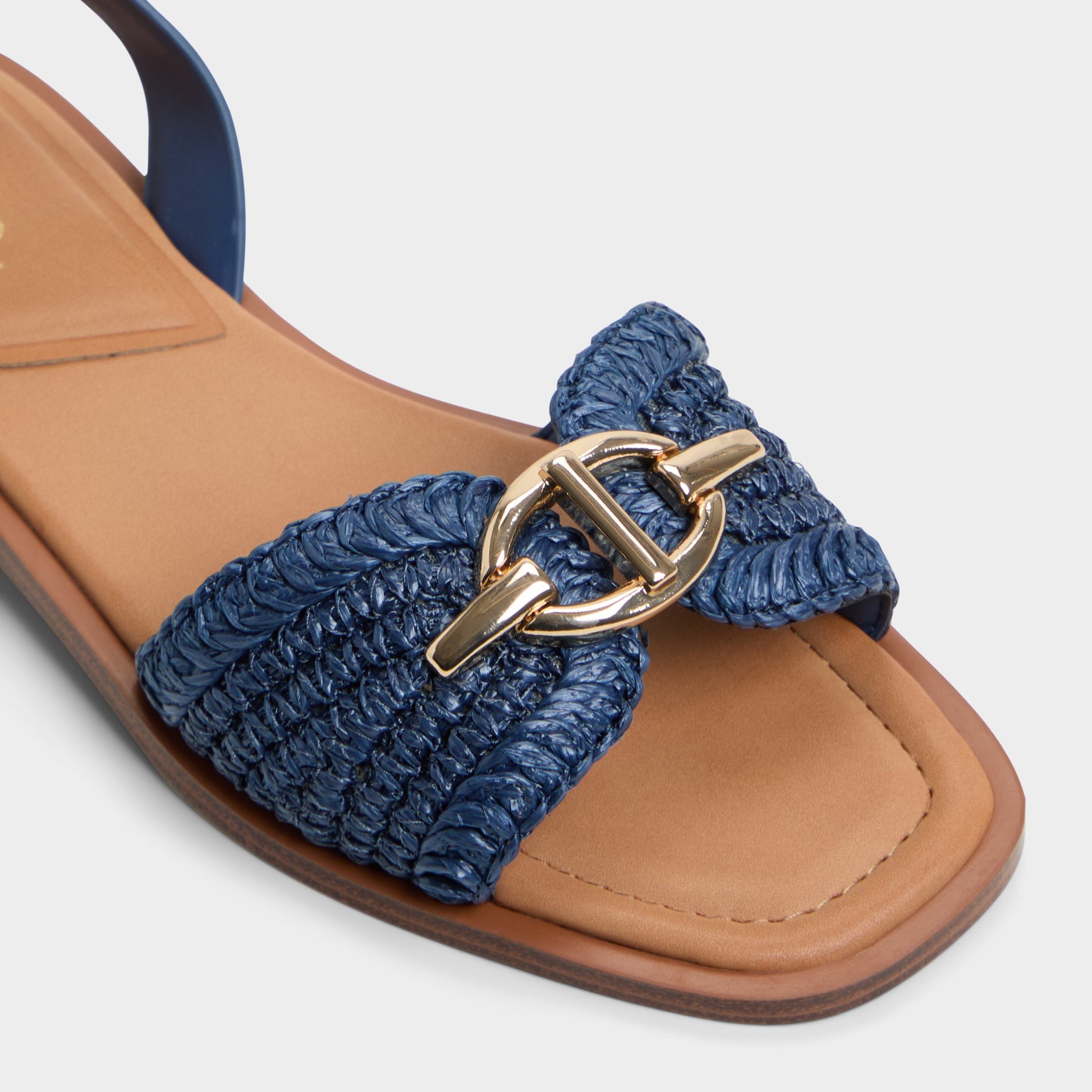 Close-up of the Navy Goassi Flat sandal