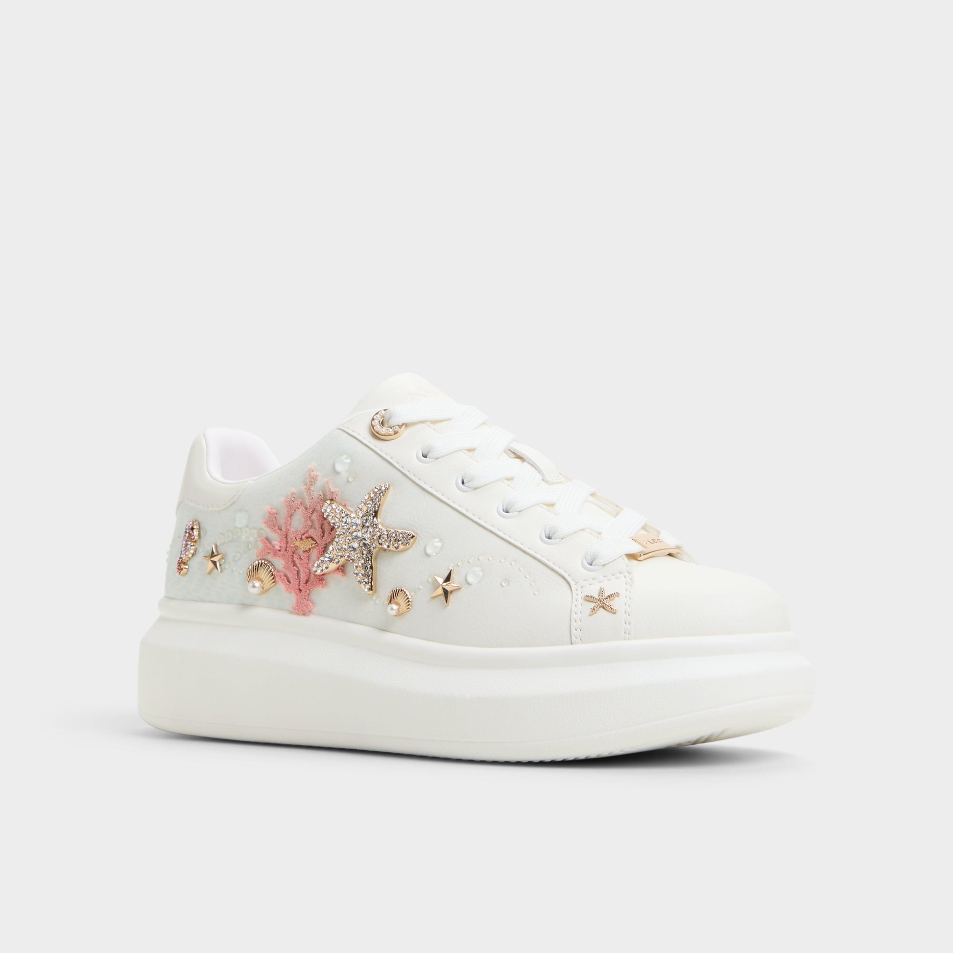 Three-quarter angle of White/Multi Seafoam Low top sneaker's front side