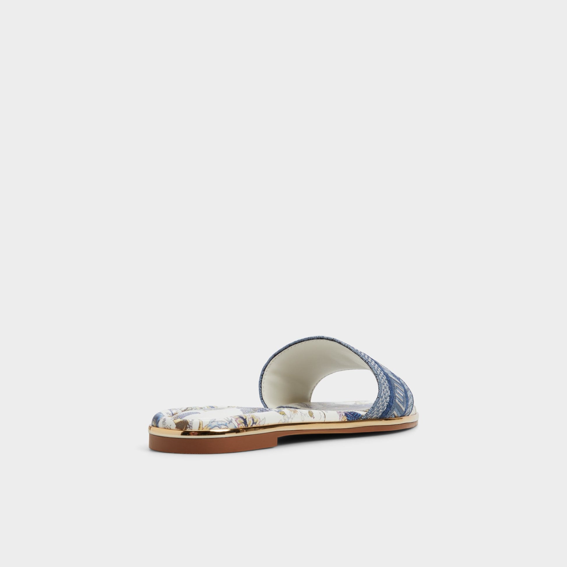 Three-quarter angle of Multi Oceania Slide sandal's back side
