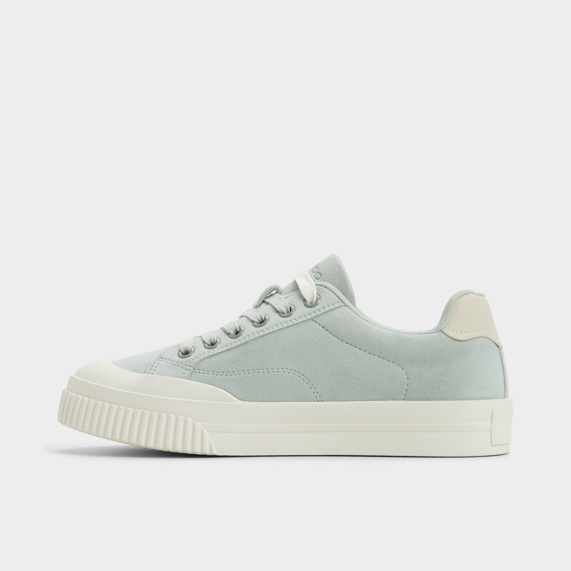 Side view of Light Green Greenacre Low top sneaker