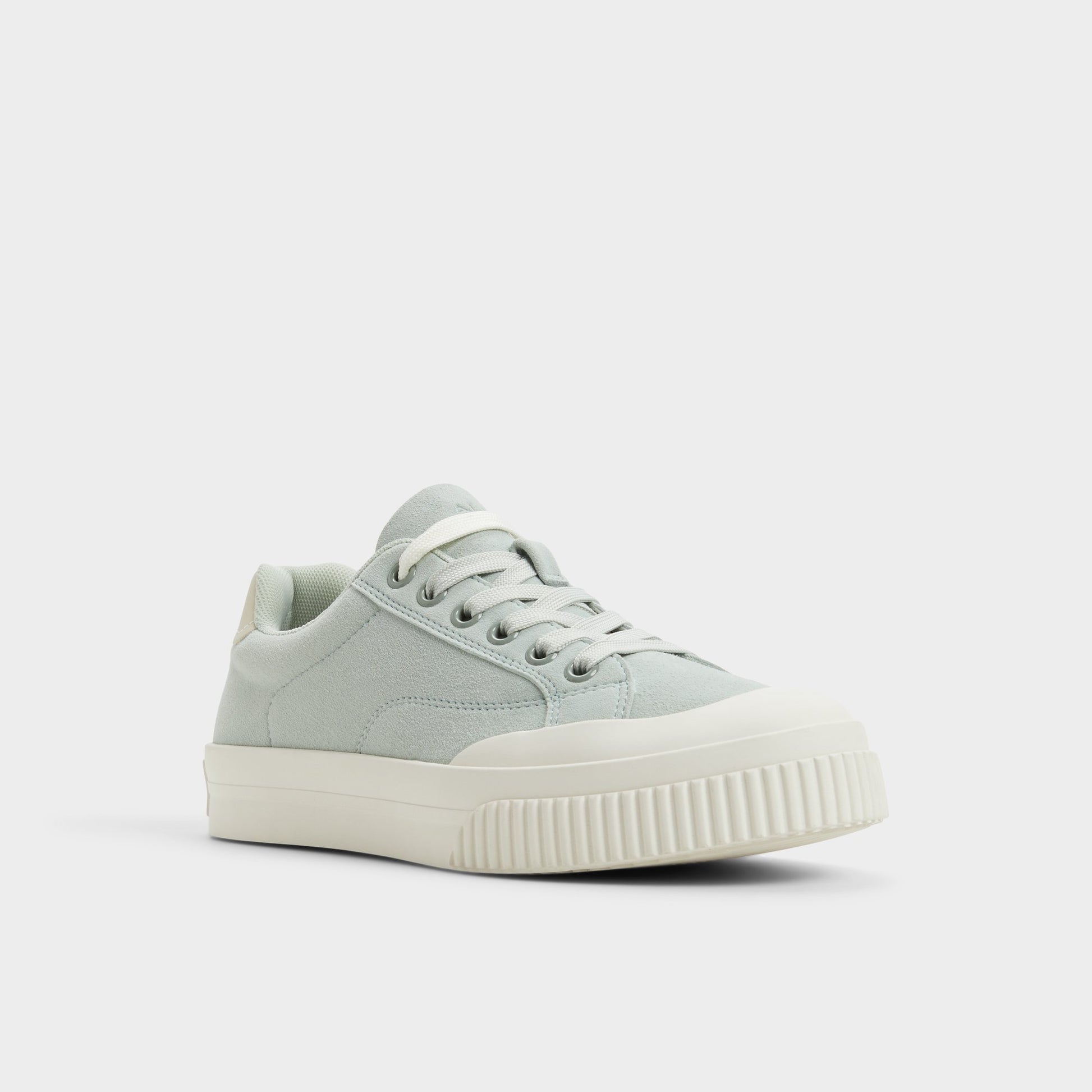 Three-quarter angle of Light Green Greenacre Low top sneaker's front side