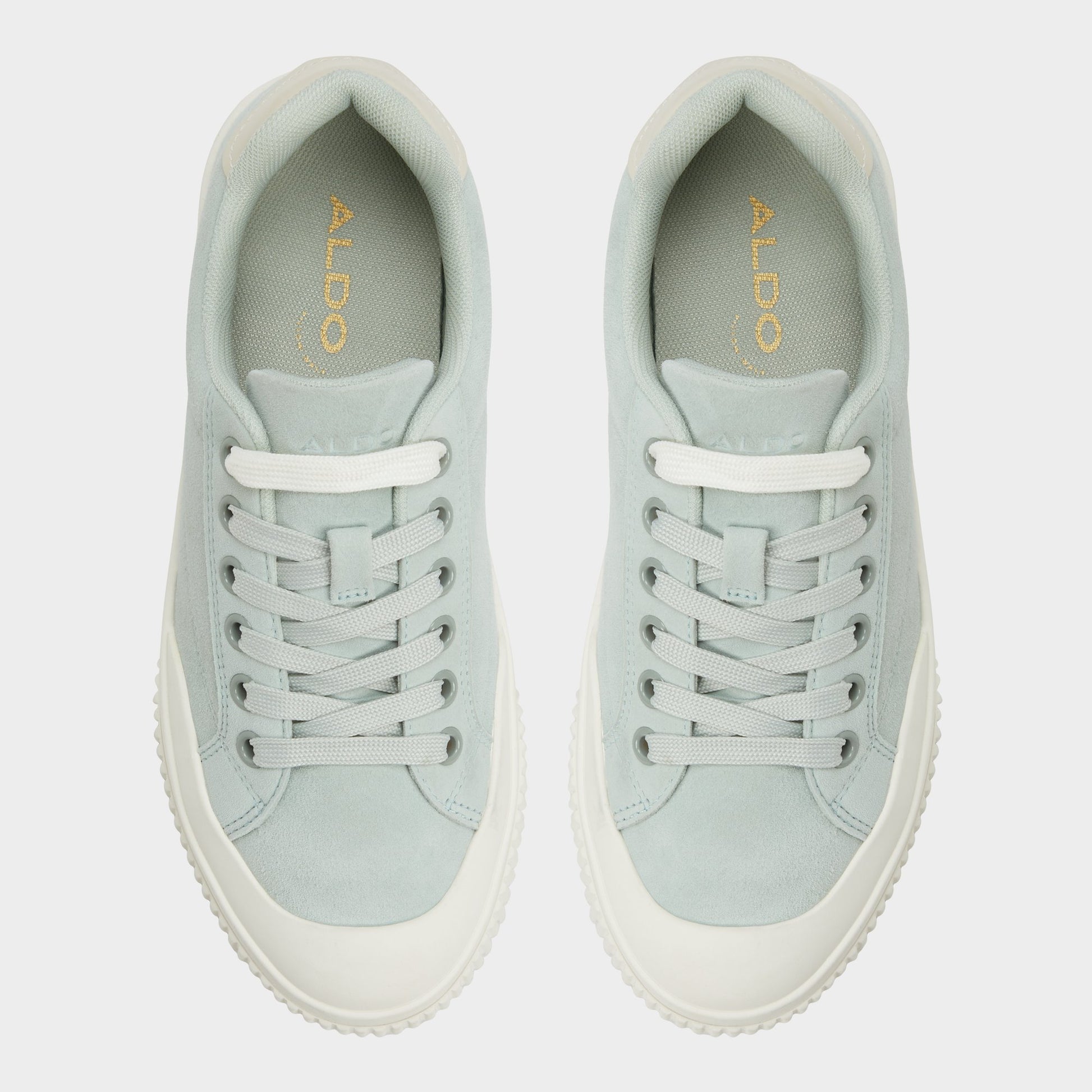 Top-down view of the Light Green Greenacre Low top sneaker