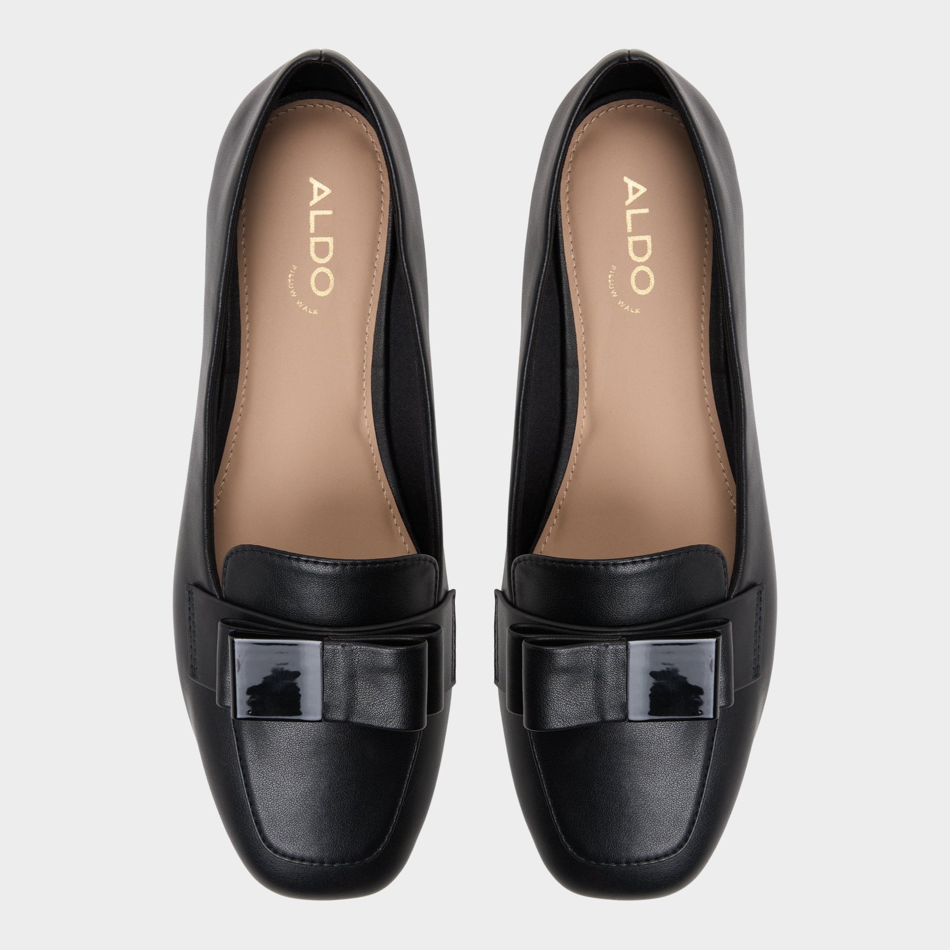 Top-down view of the Black Talanany Loafer