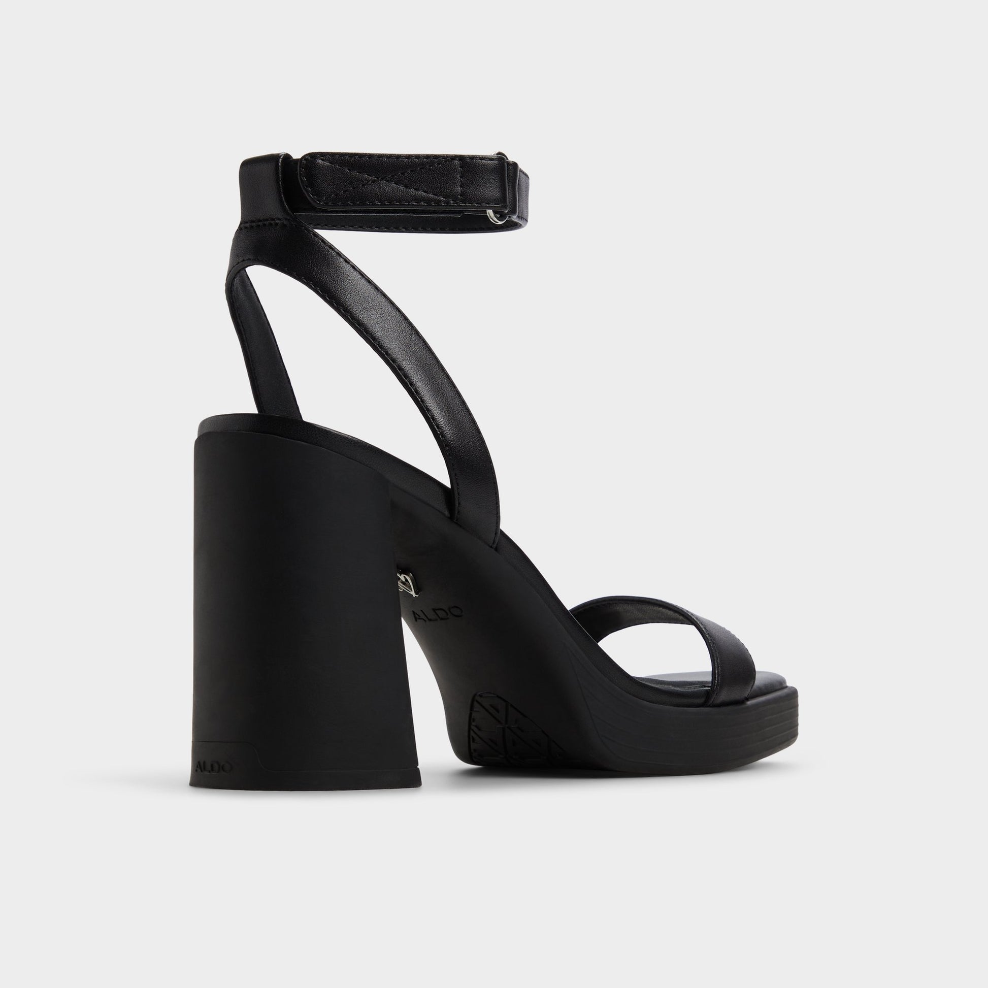 Sandales femme noires à talon épais et plateforme avec bride ajustable Sandales femme noires à talon épais et plateforme avec bride ajustable