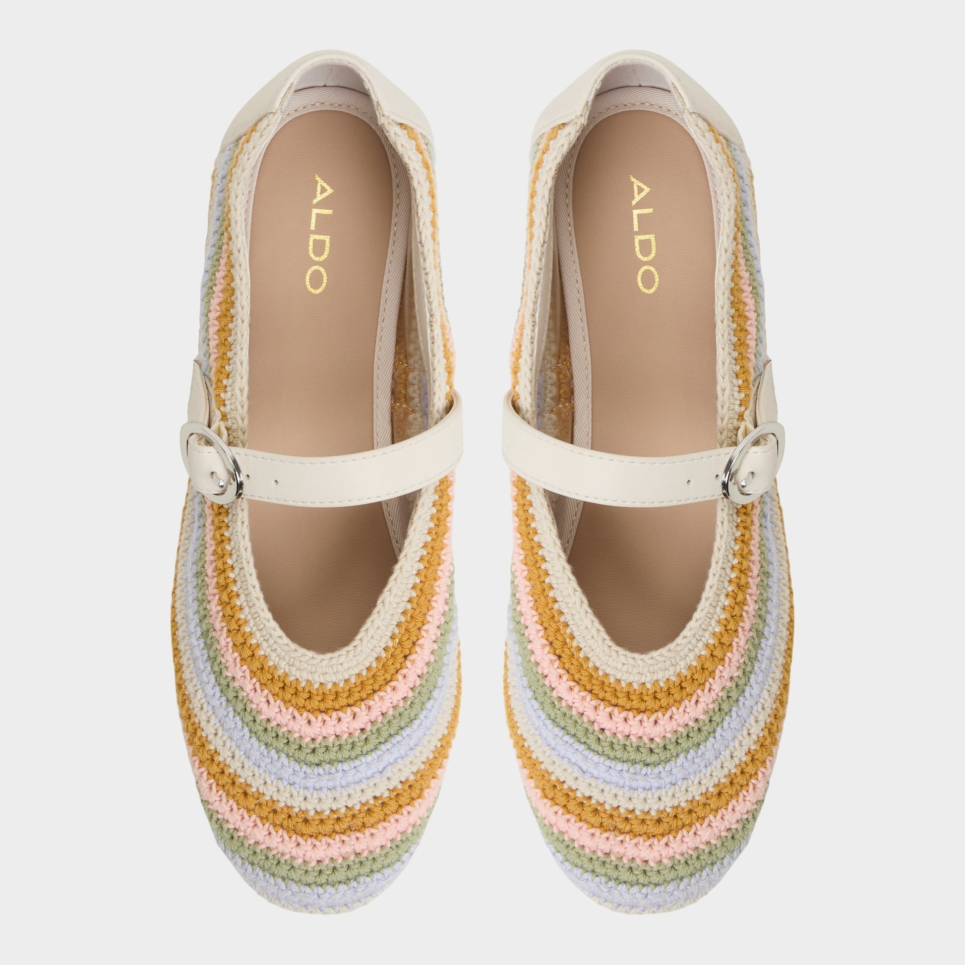 Top-down view of the Bright Multi Quincey Ballerina