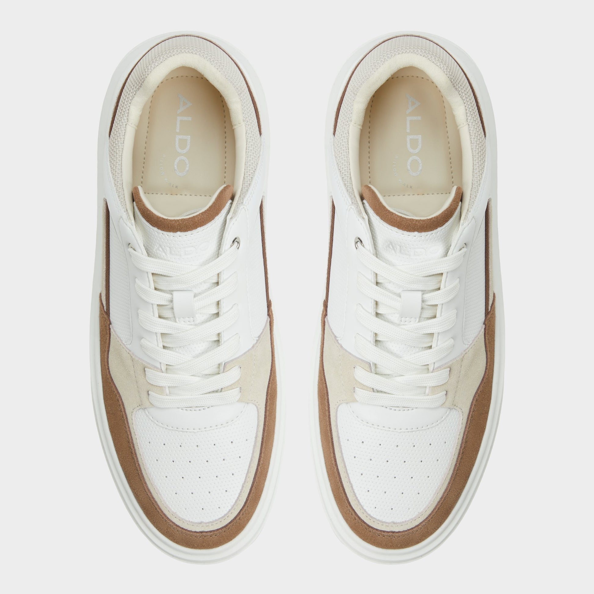 Top-down view of the White Combo Callisto