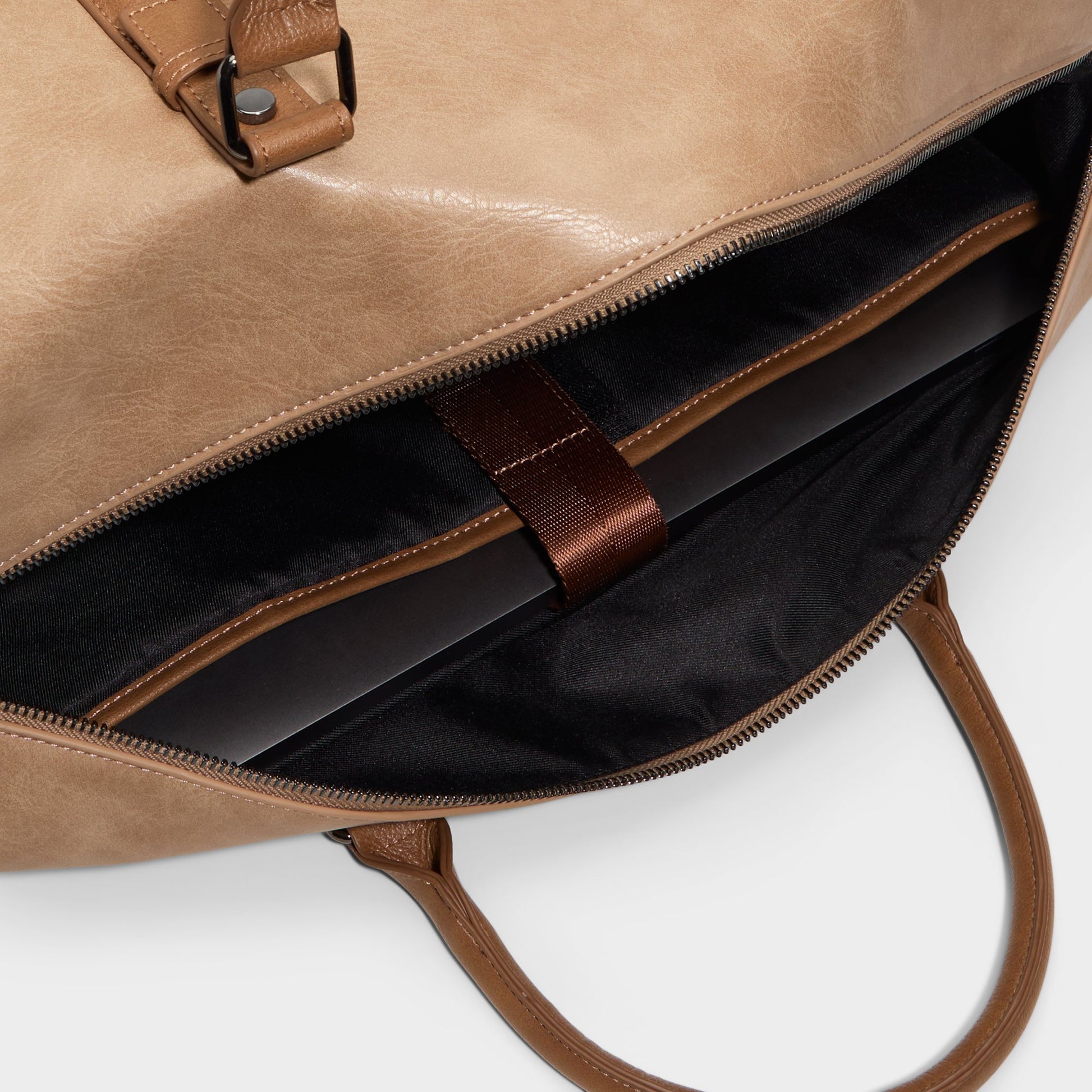 Product media for Cartersonnx
