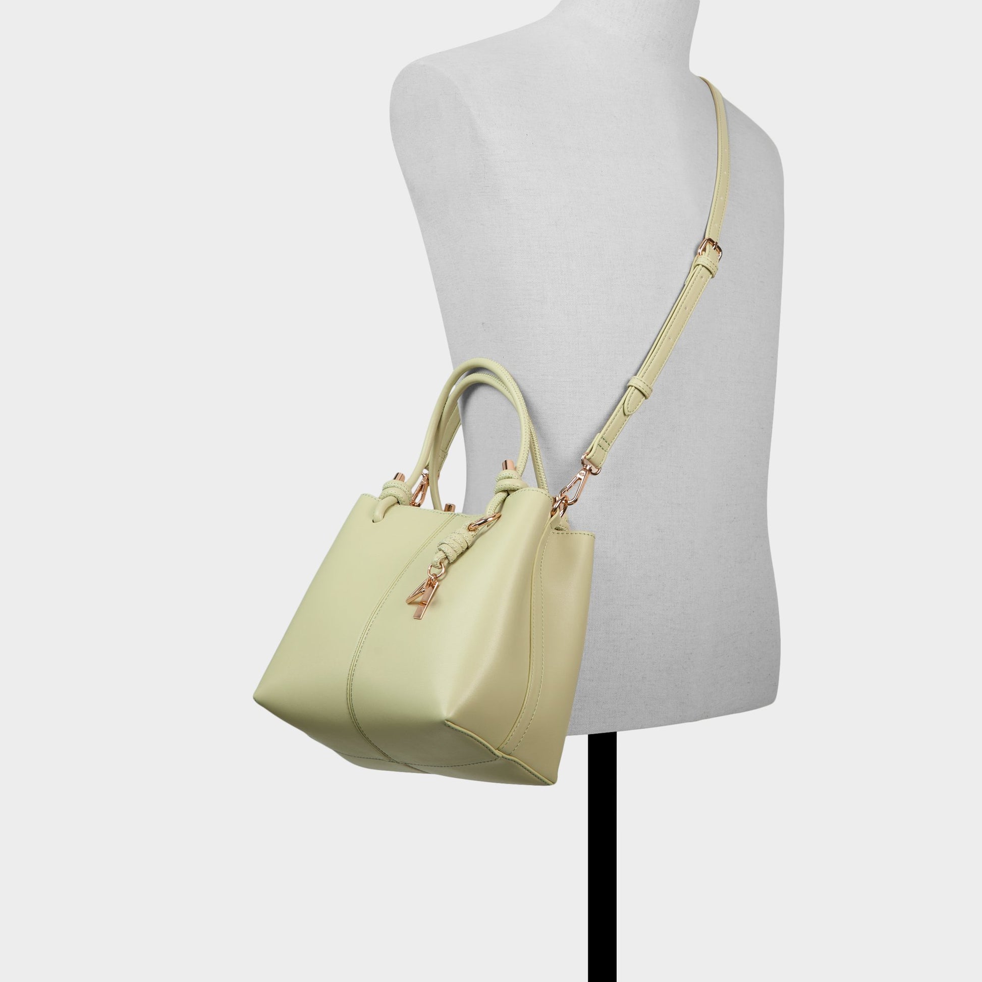 Product media for Evielilyyx