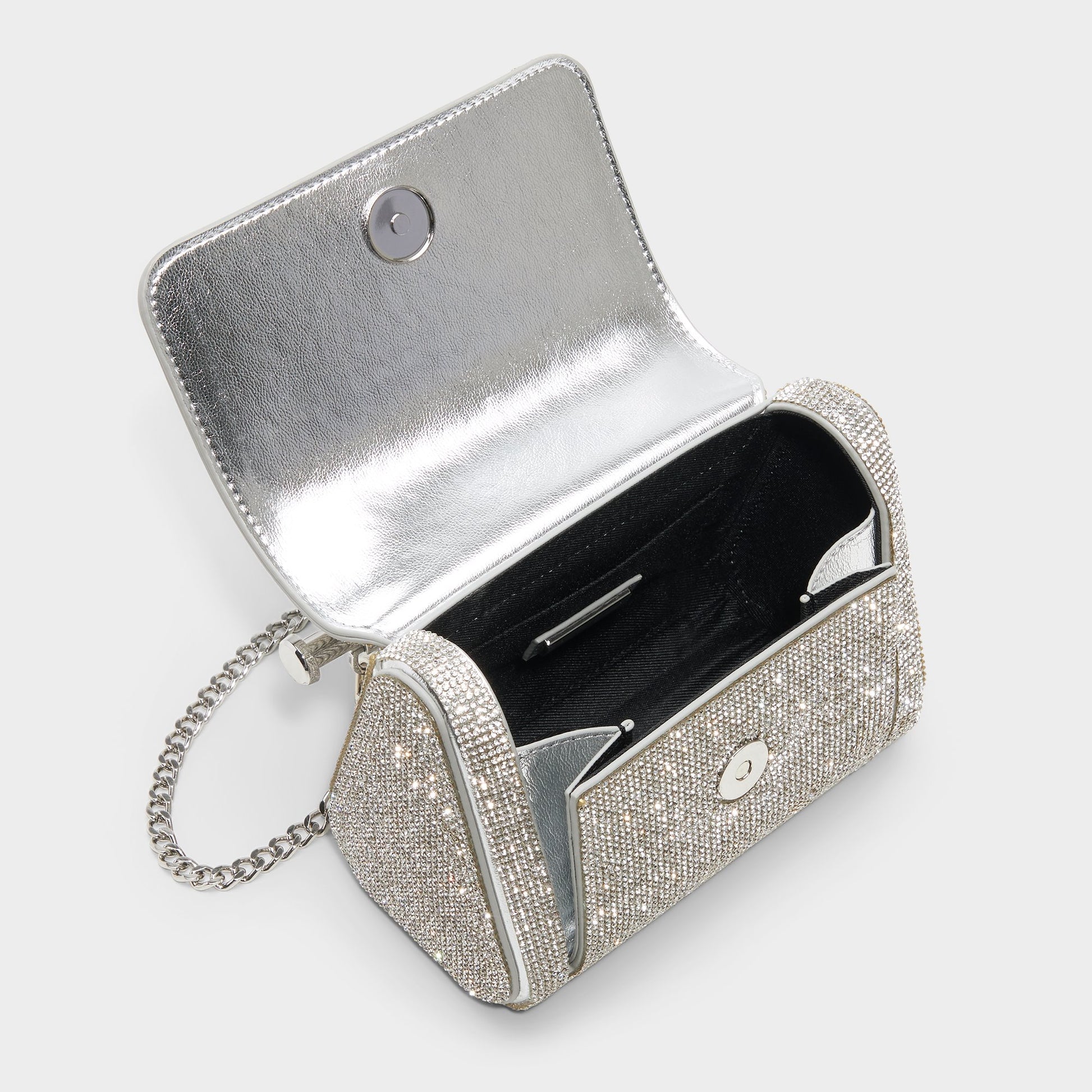 Product media for Blingchic