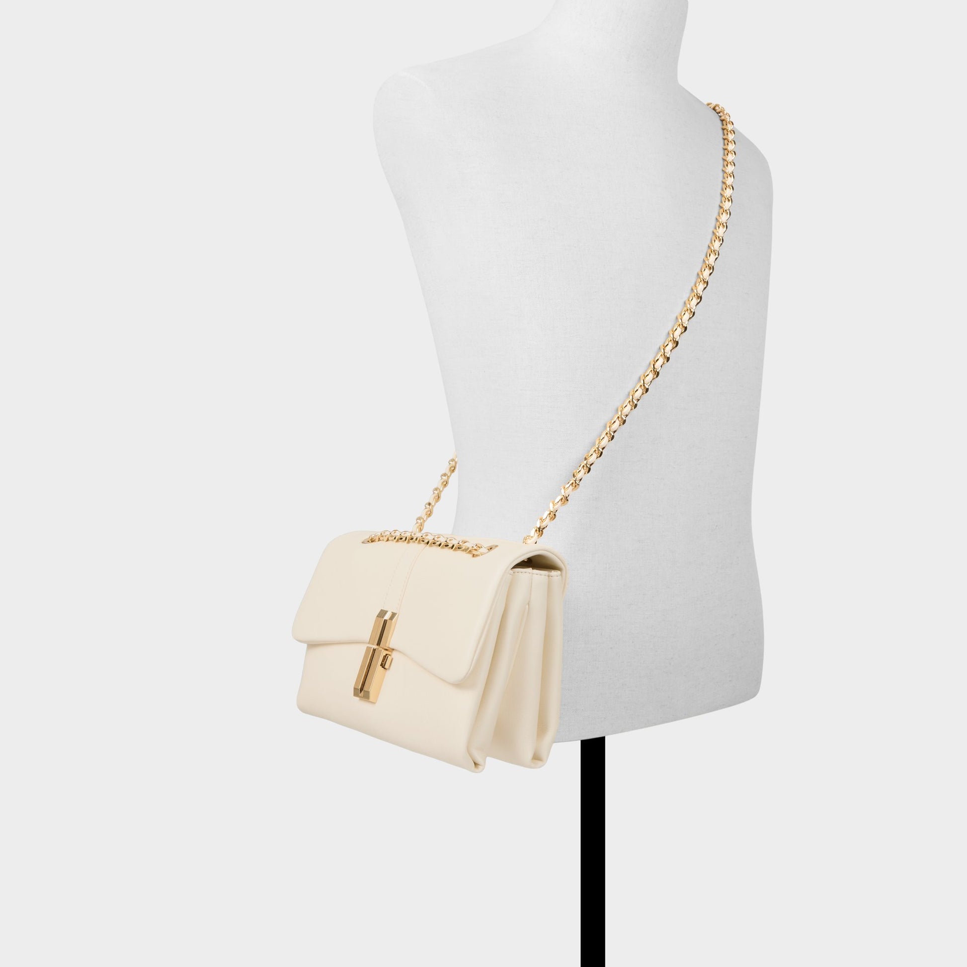 Product media for Alicie