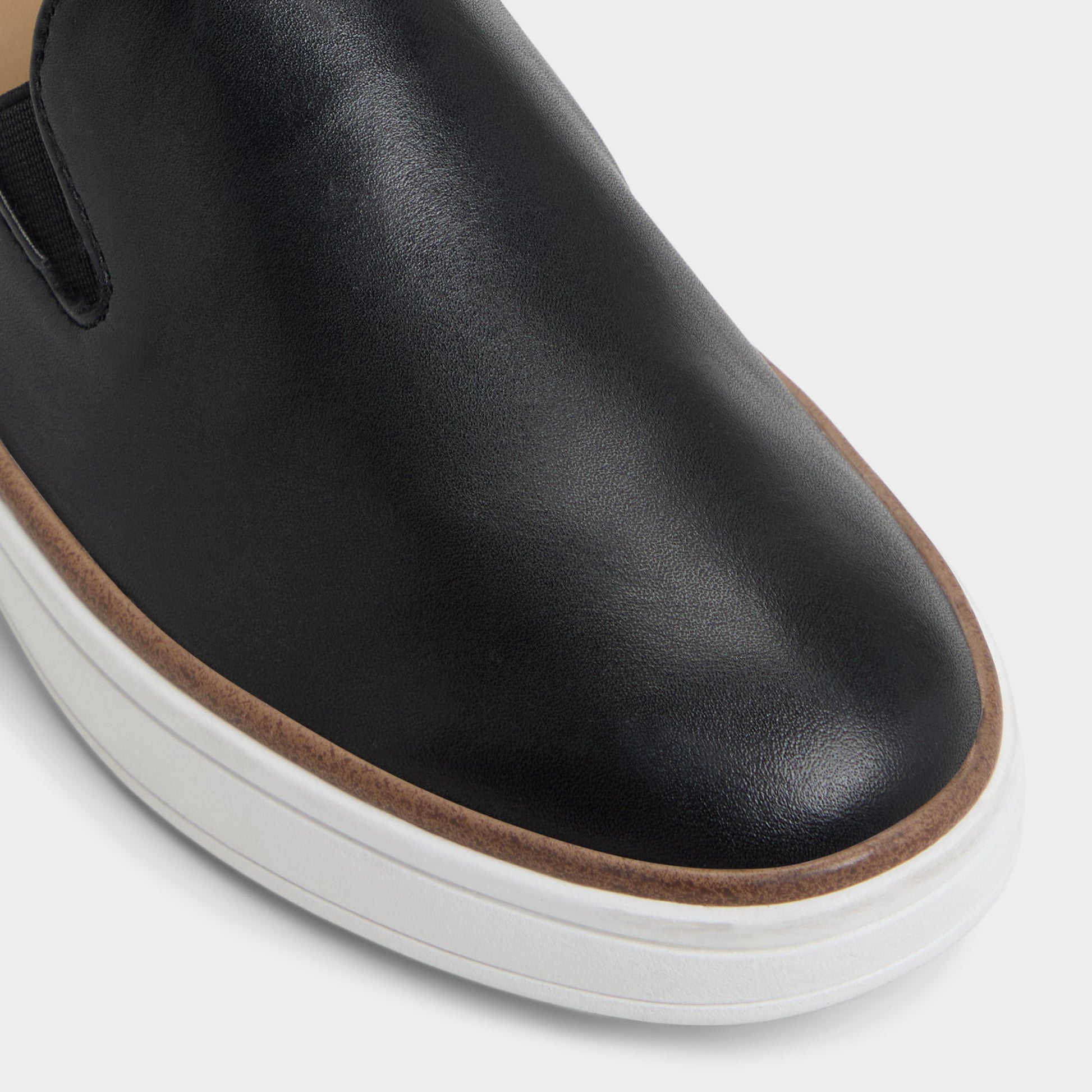 Close-up of the Black Ballivian Slip-on sneaker