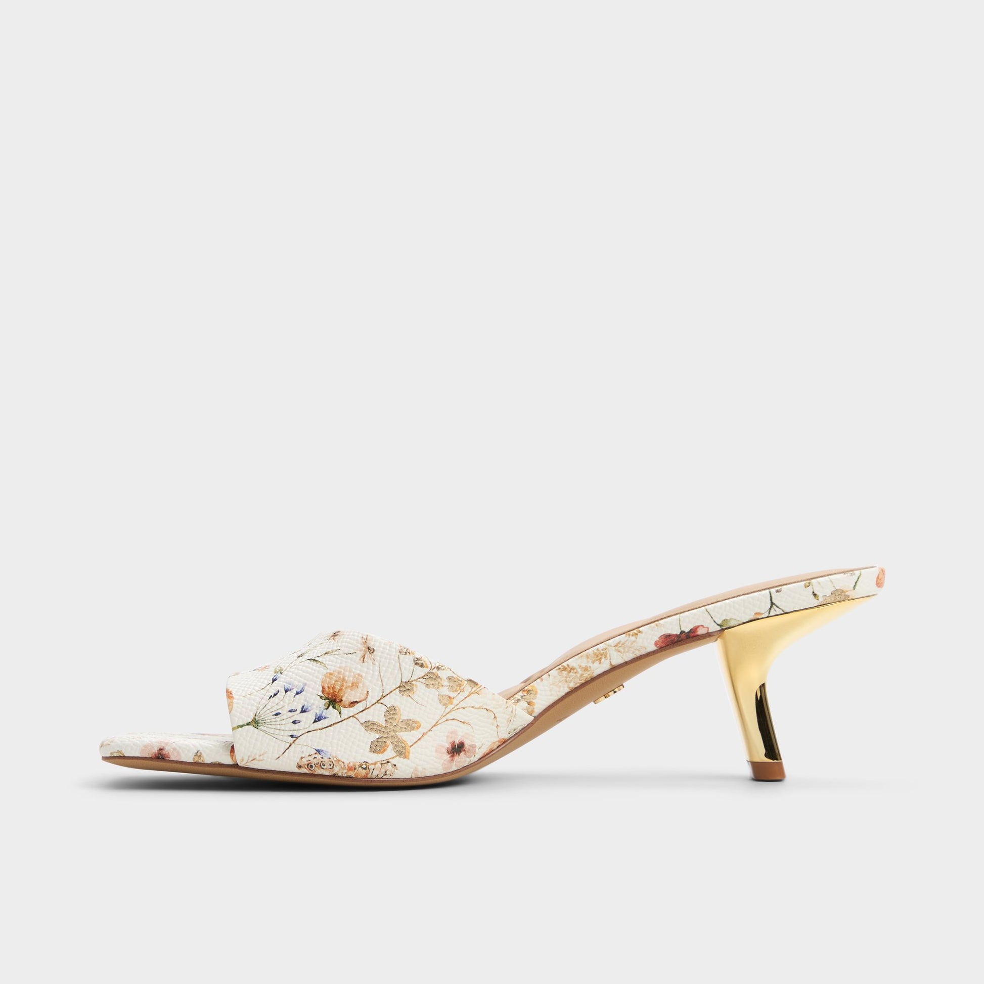 Side view of Multi Sophistication