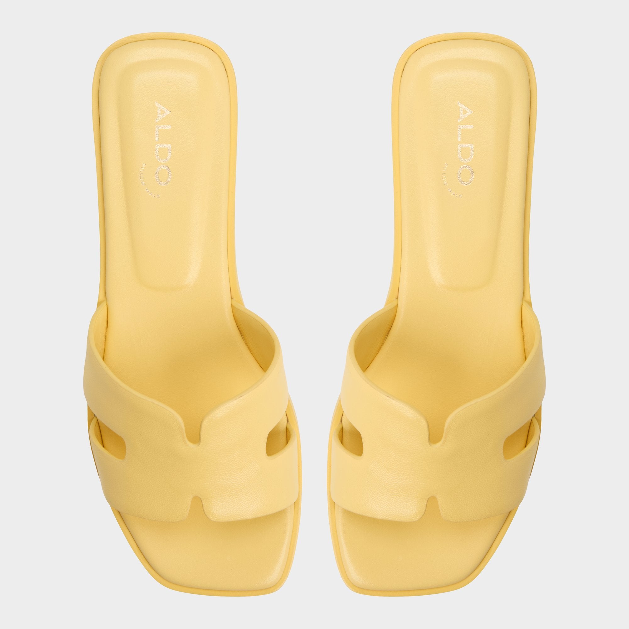 Itsandal Yellow Women's Flats