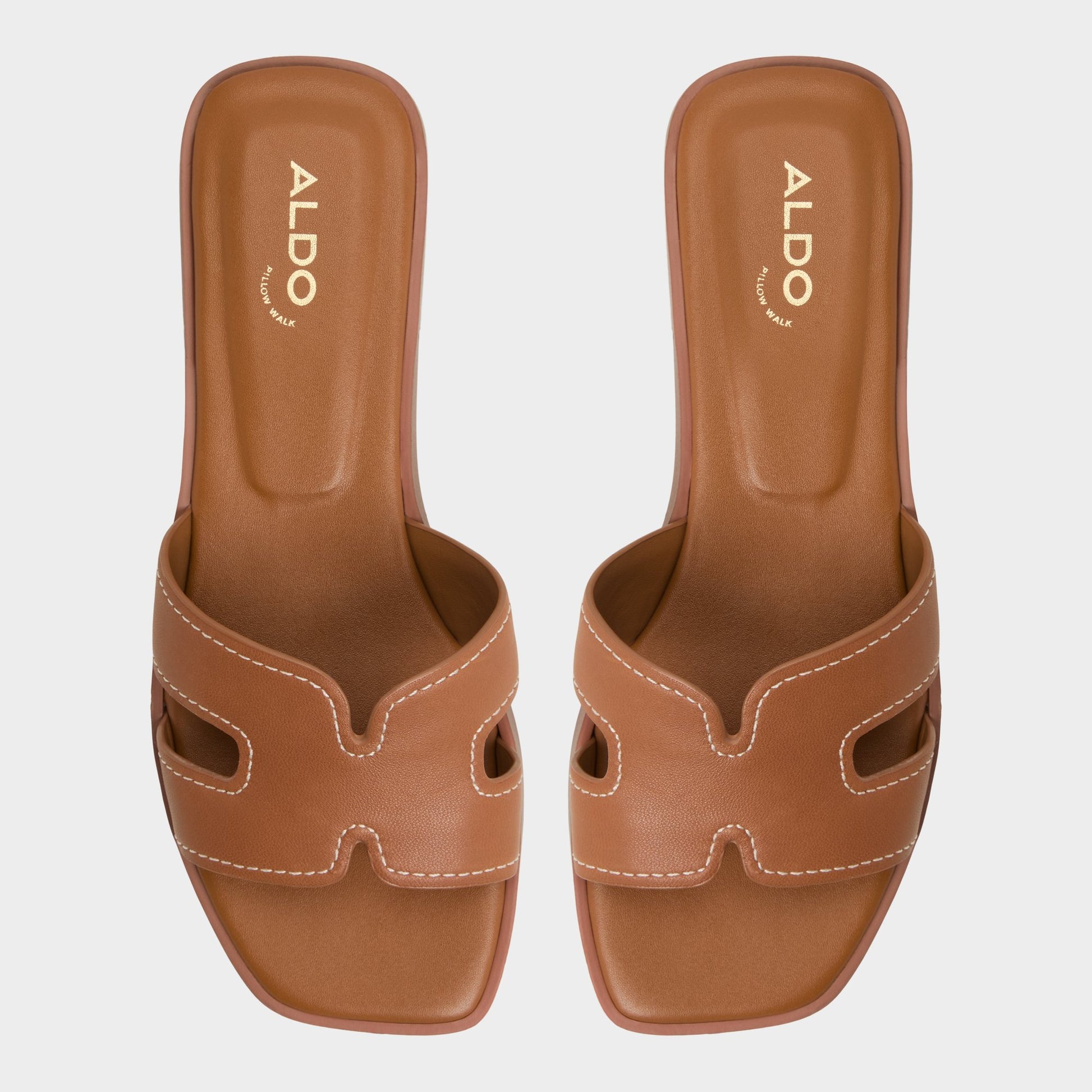 Top-down view of the Medium brown Itsandal Slide sandal