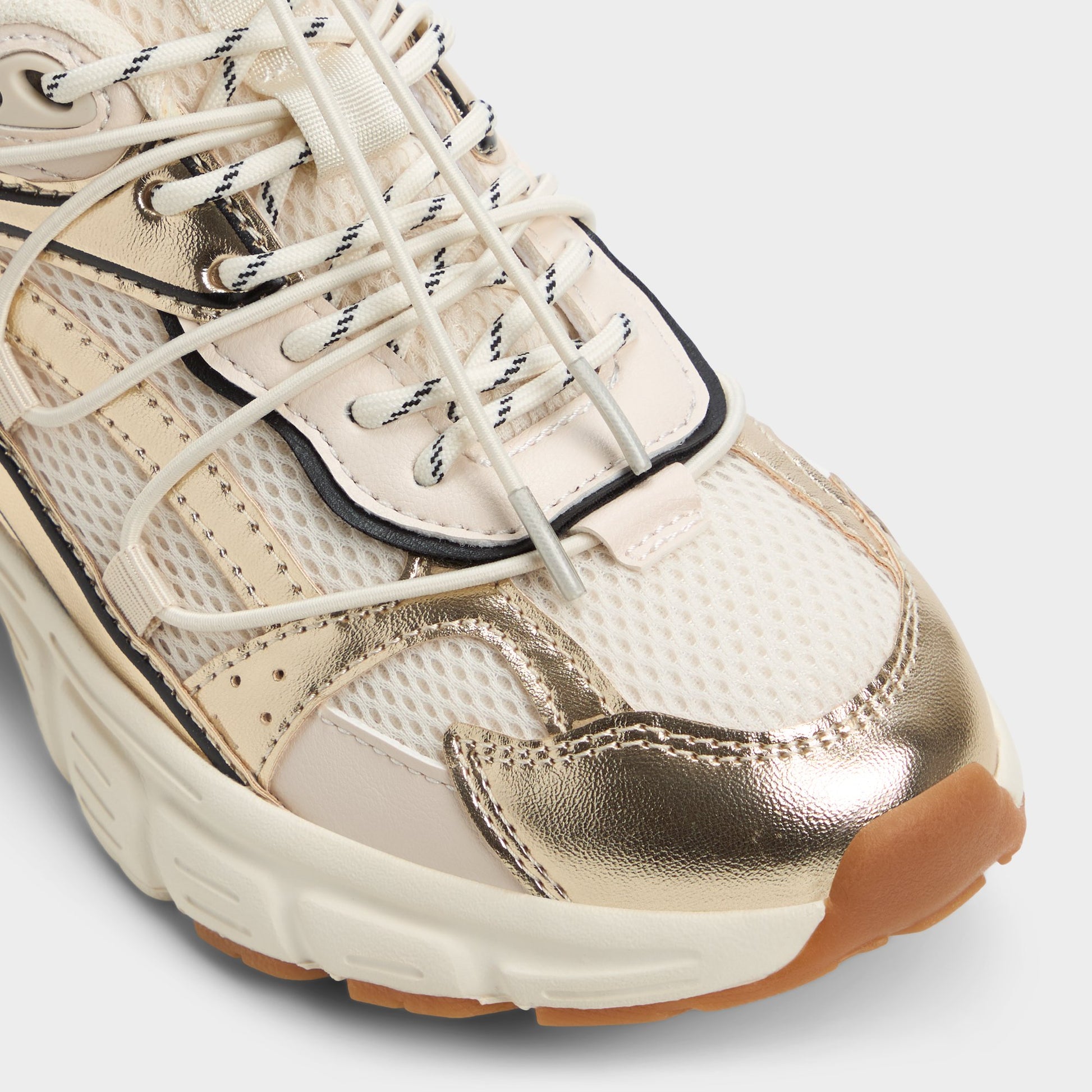 Gros plan de la Blanc/Multi Clubfly Sneaker