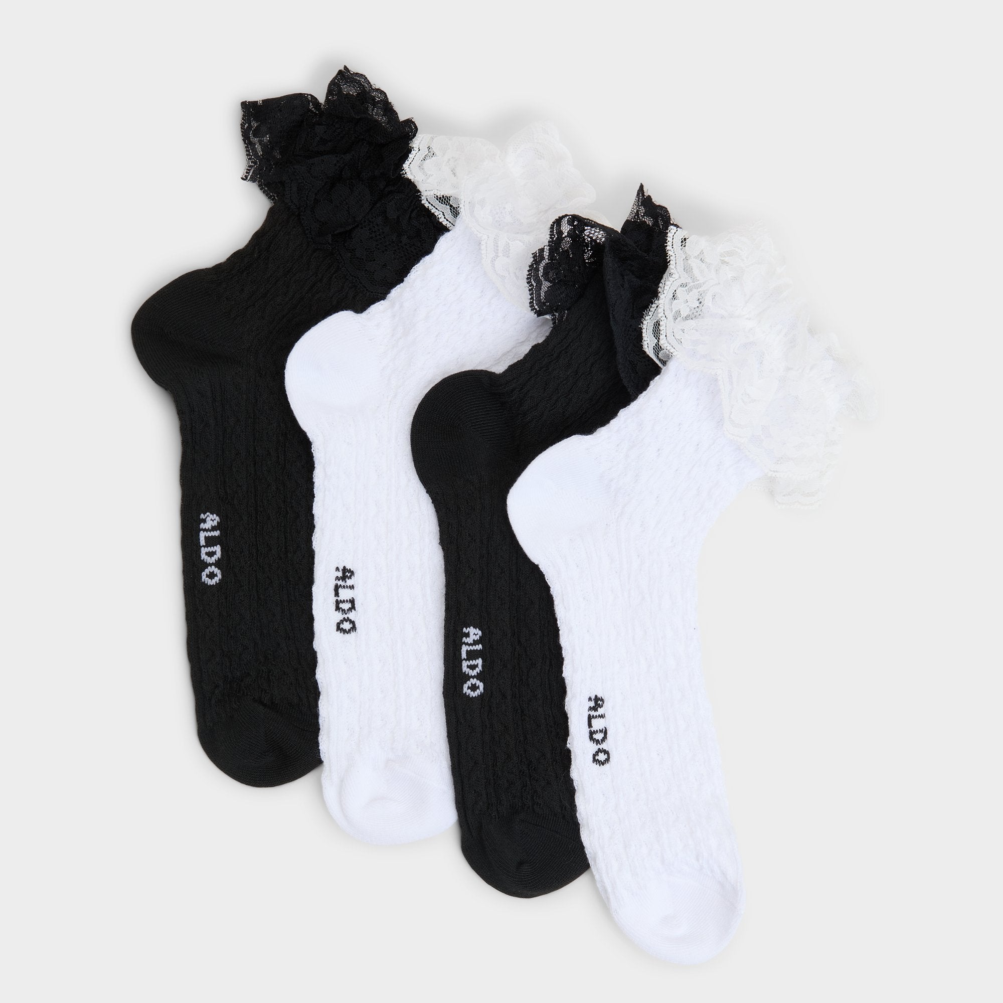 Lacefrills
