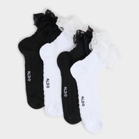 Lacefrills