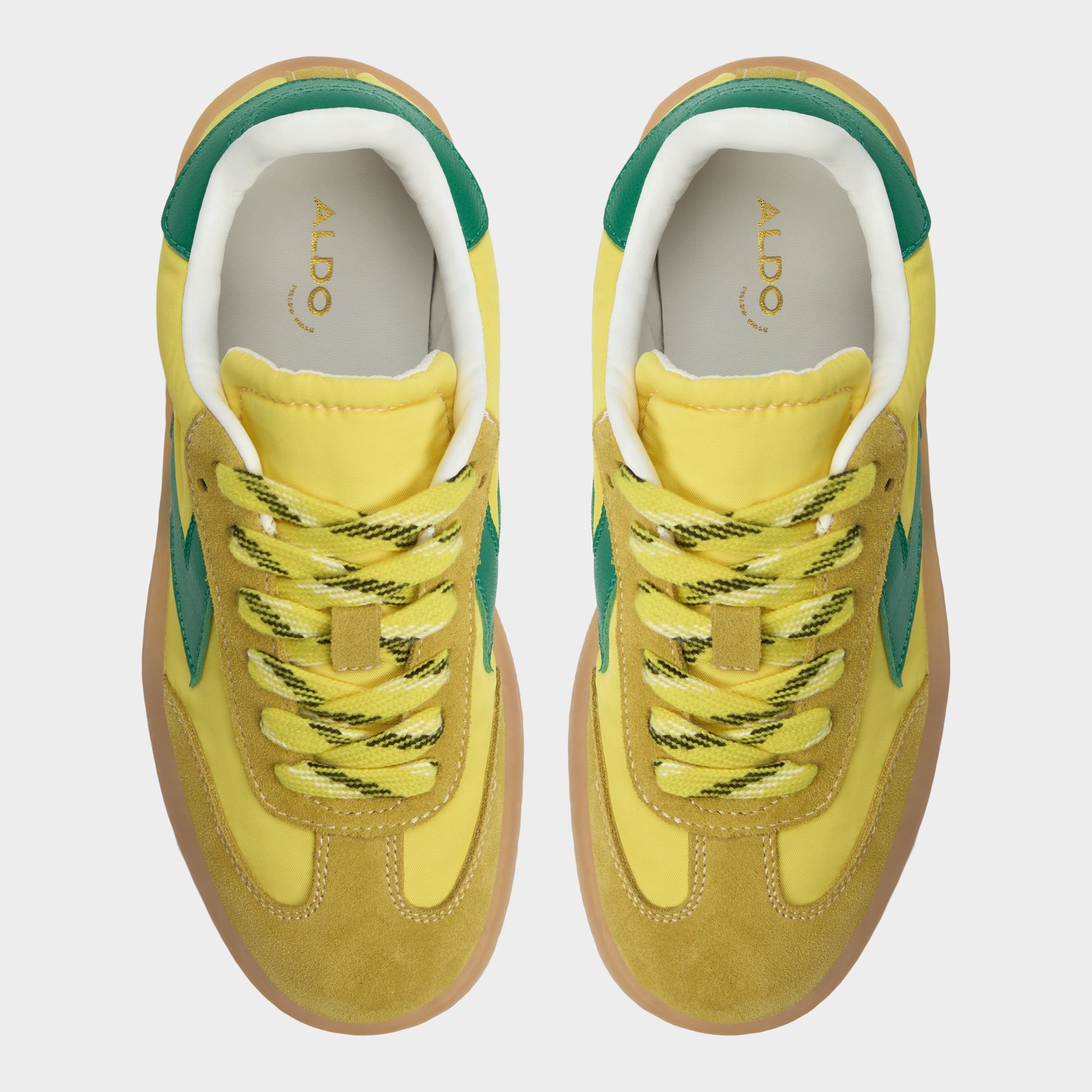 Top-down view of the Yellow Multi Retrostep Low top sneaker