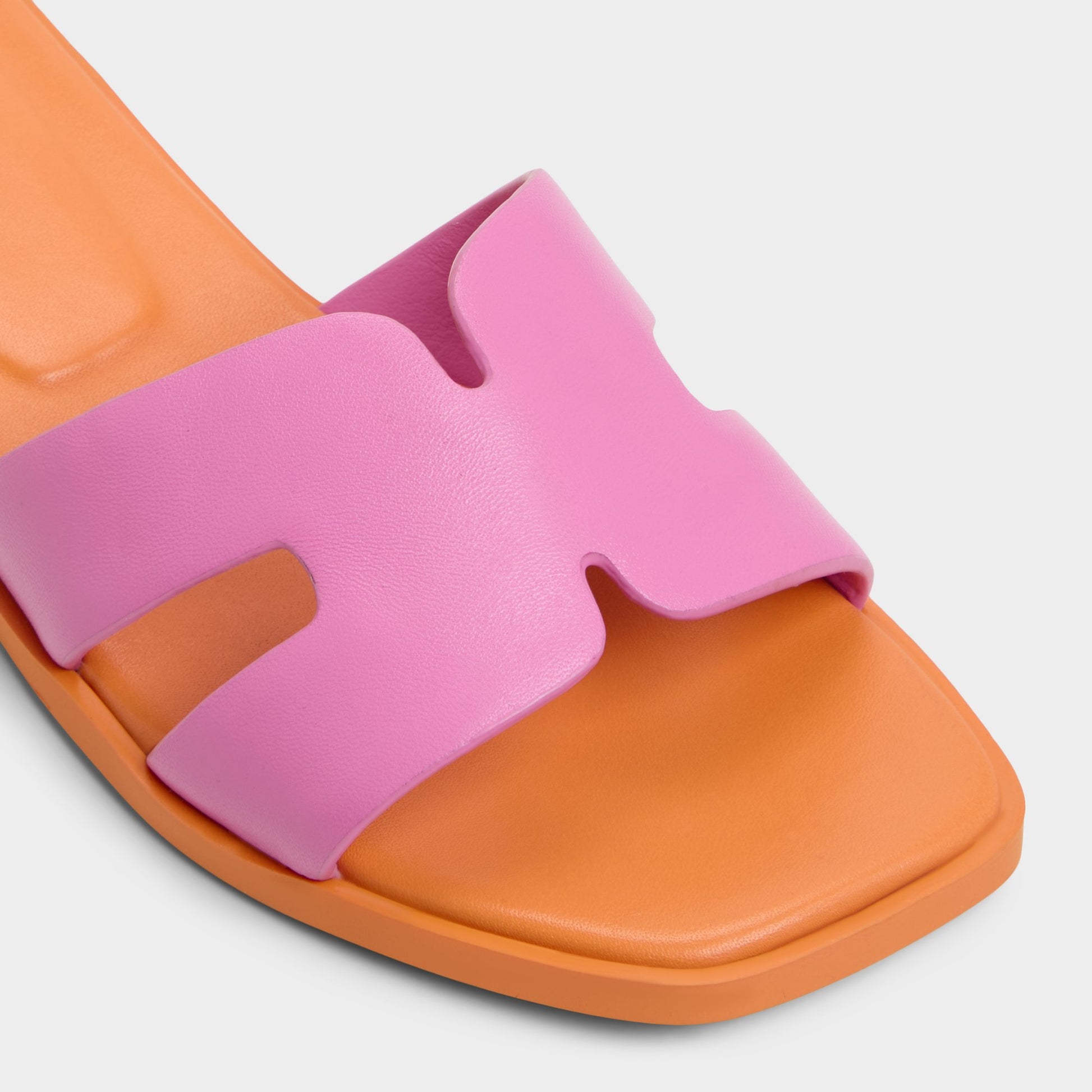 Close-up of the Bright Pink Itsandal Slide sandal