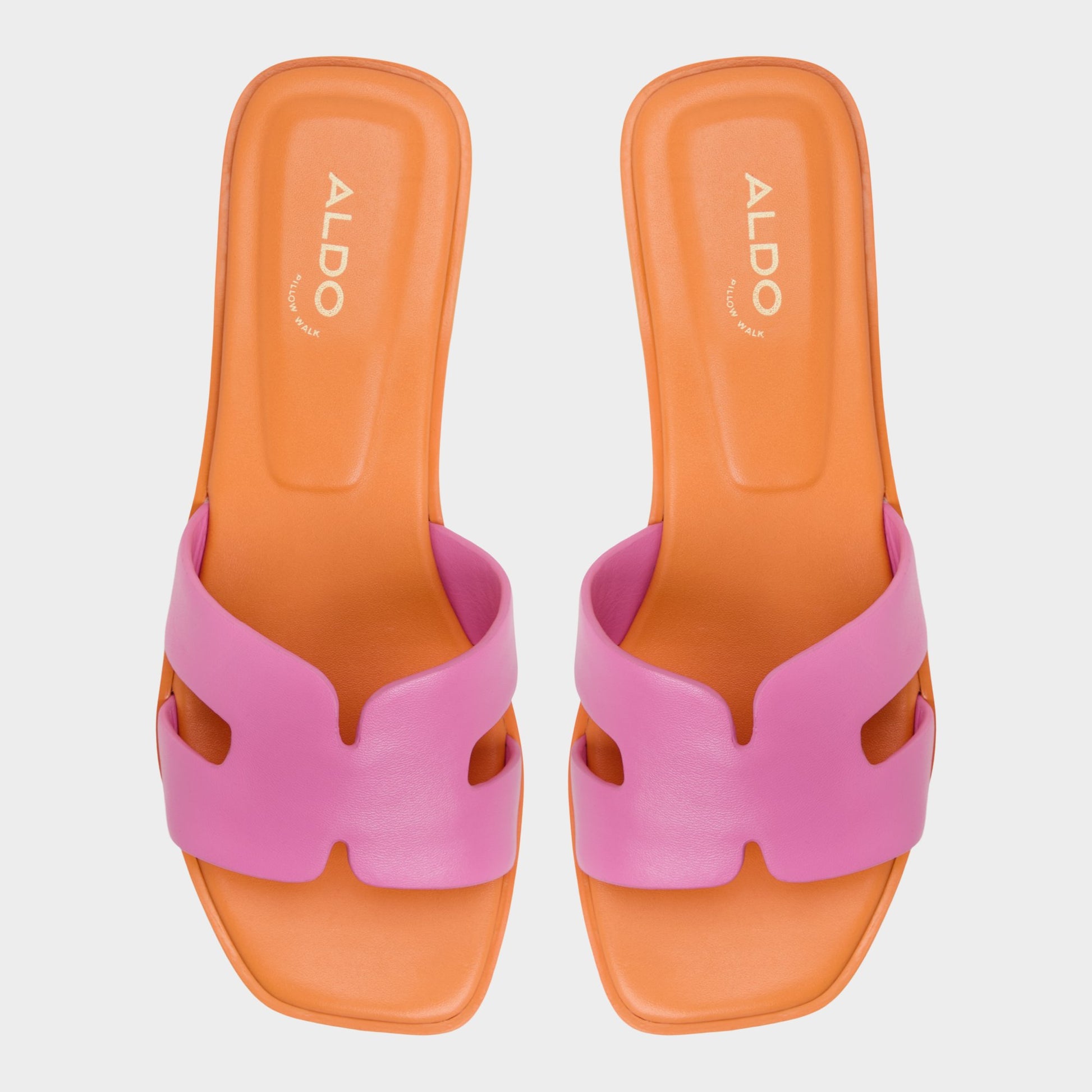 Top-down view of the Bright Pink Itsandal Slide sandal