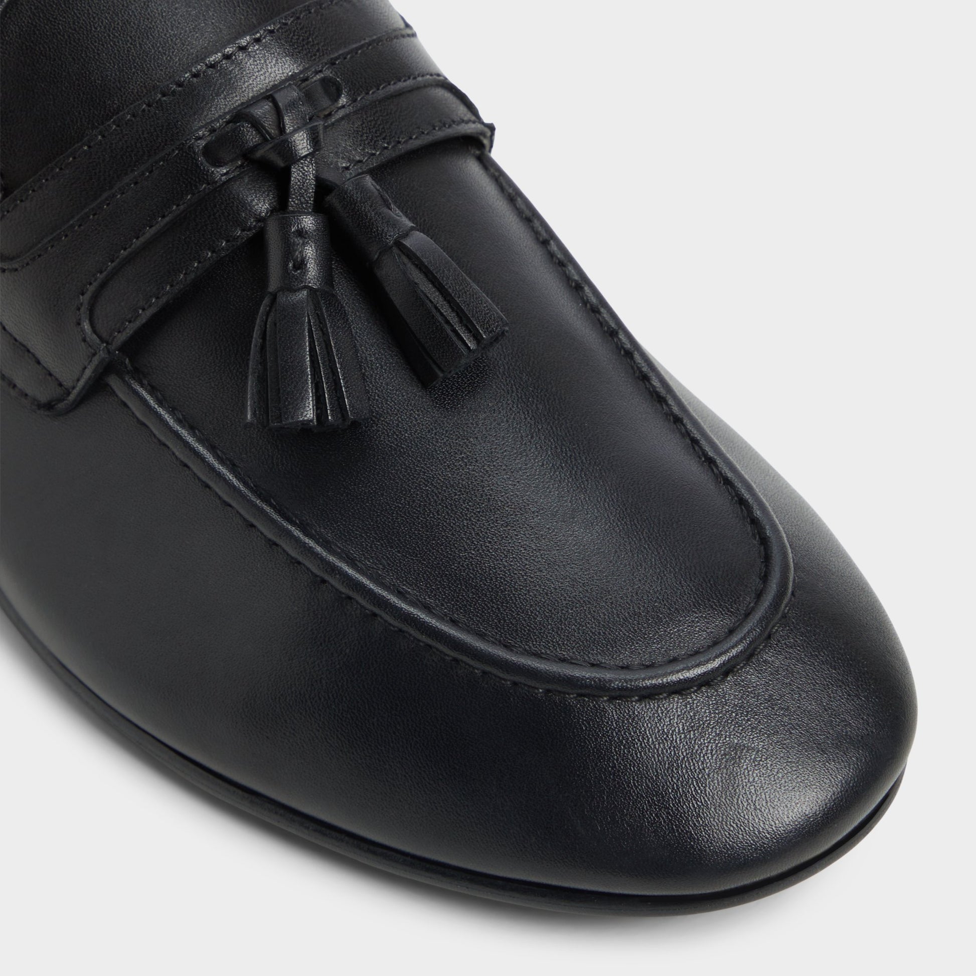 Close-up of the Black Grover Loafer