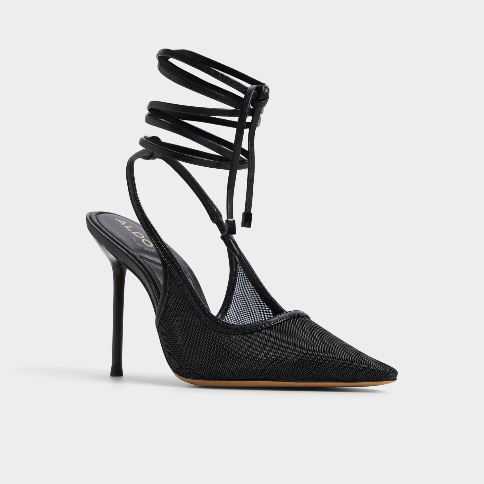 Three-quarter angle of Black Pearsly Slingback heel's front side