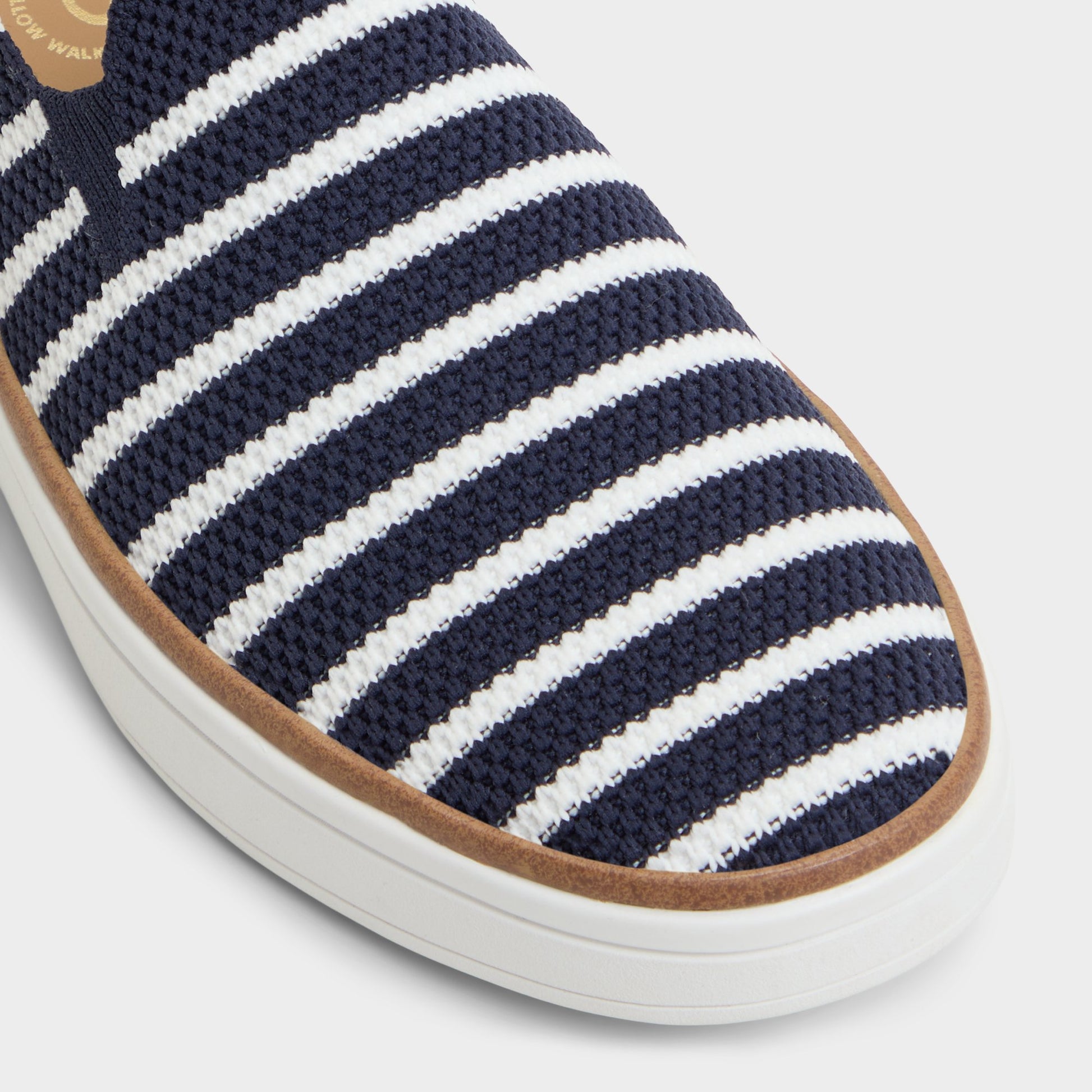 Close-up of the Navy Allivian Slip-on sneaker