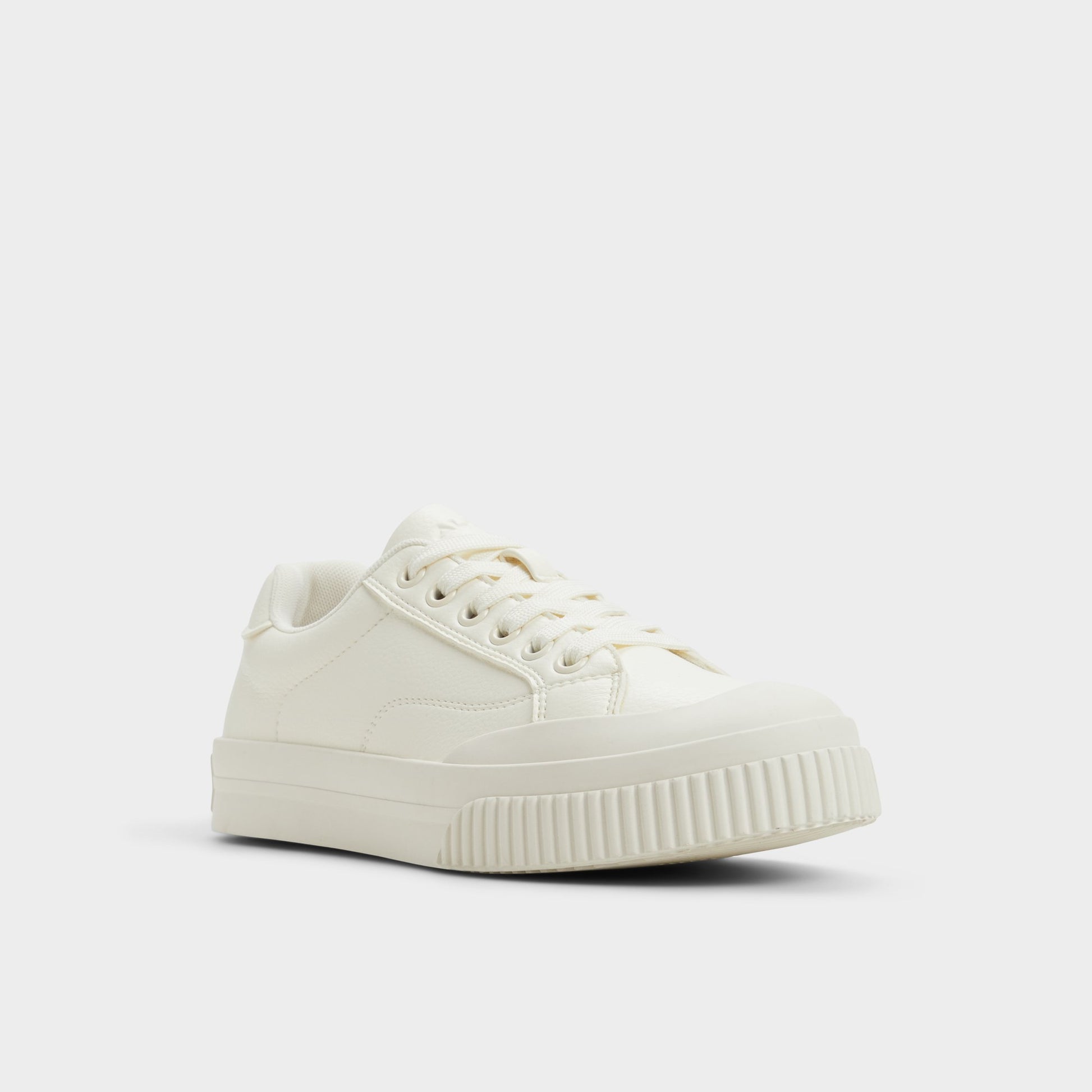 Angle de trois quarts de la face avant de Blanc/Oss Greenacre Sneaker bas