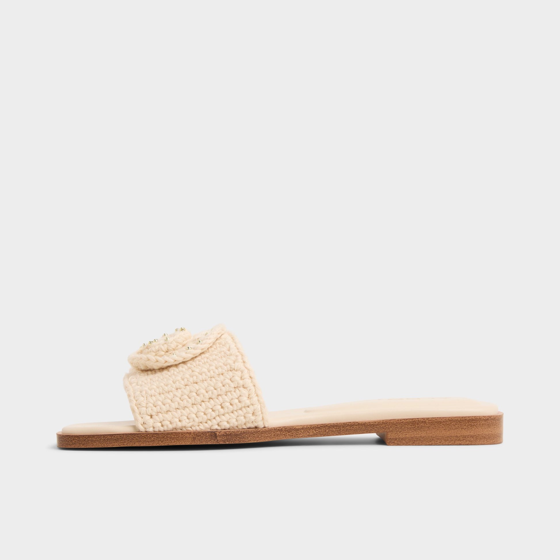 Side view of Light Beige Sabbia Slide sandal
