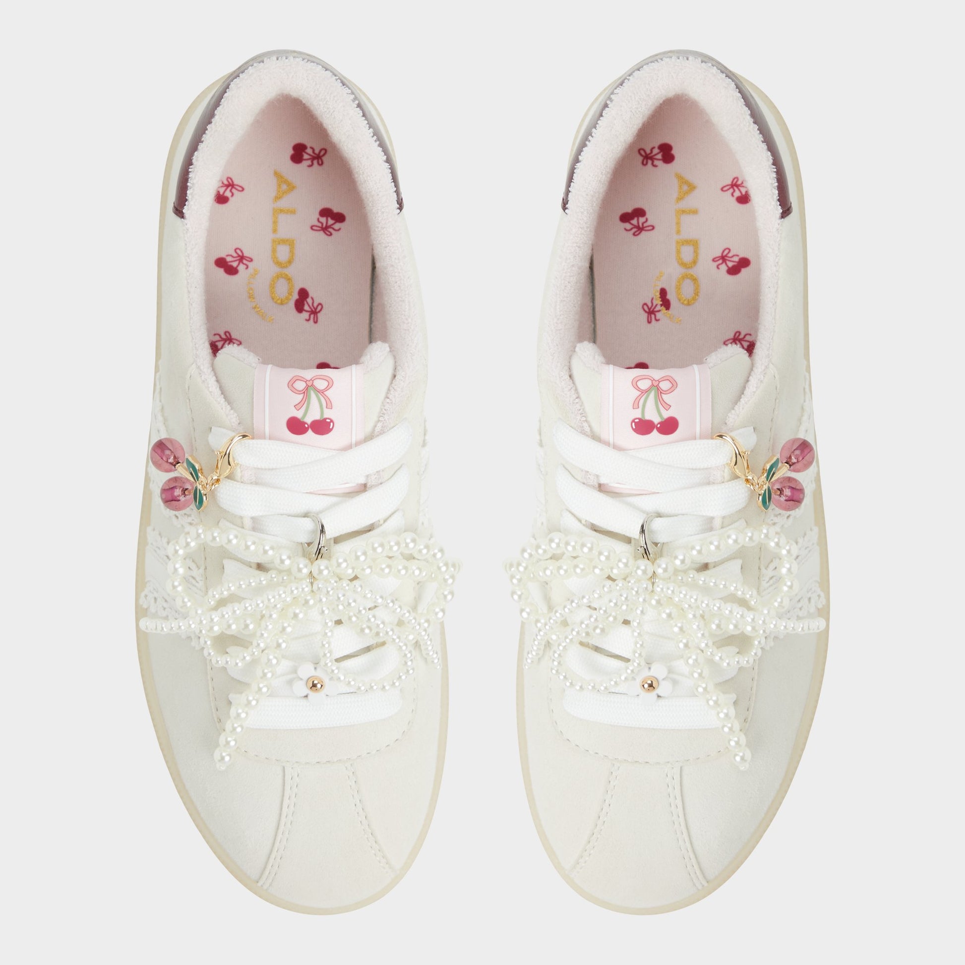 Top-down view of the White/Bone Sweetthing Low top sneaker